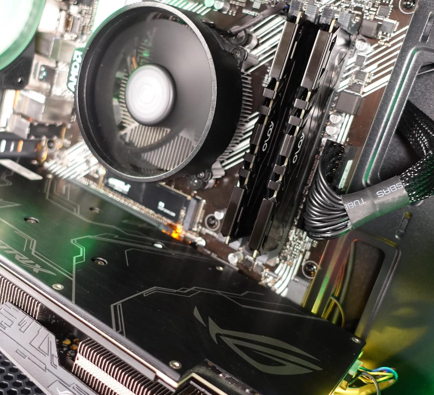 Space explorer ryzen 5 3600 gtx 1660ti