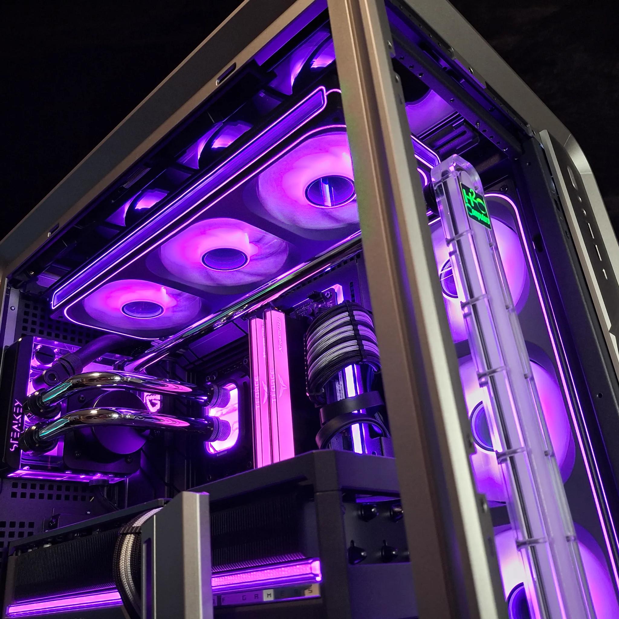 Custom Liquid-Cooled AMD Ryzen 7 9800X3D, Asus Astral OC RTX 5080, 32GB DDR5, 2TB SSD, 1000w