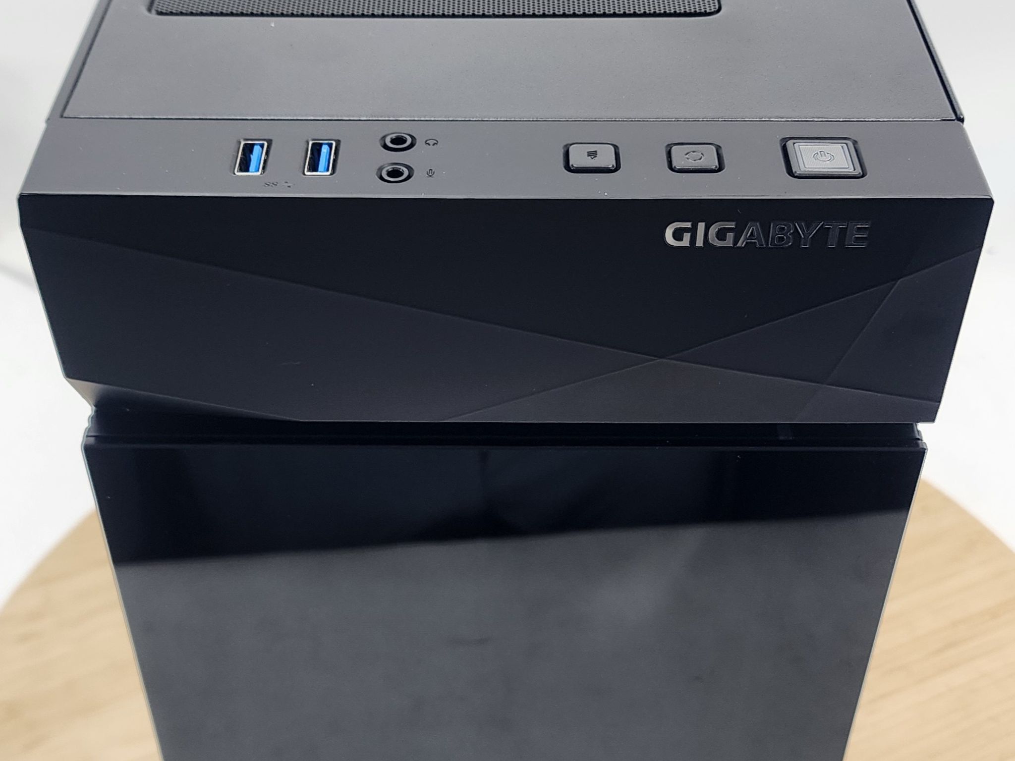 Gaming PC i5-14600KF 32GB RAM 1TB SSD RTX 3070 8GB Windows 11 Computer