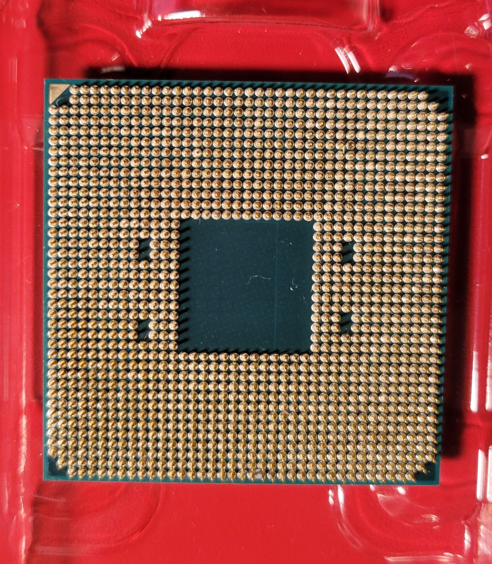 AMD Ryzen 3700X CPU includes Wraith cooler great condition/low use