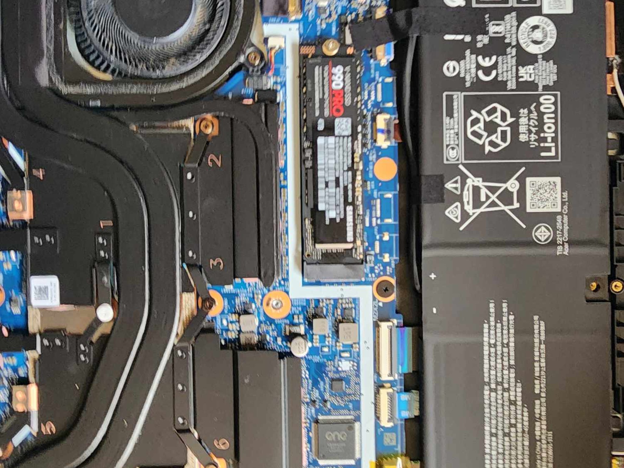 acer predator helios neo 14 rtx 4070 4tb ssd 16gb ram