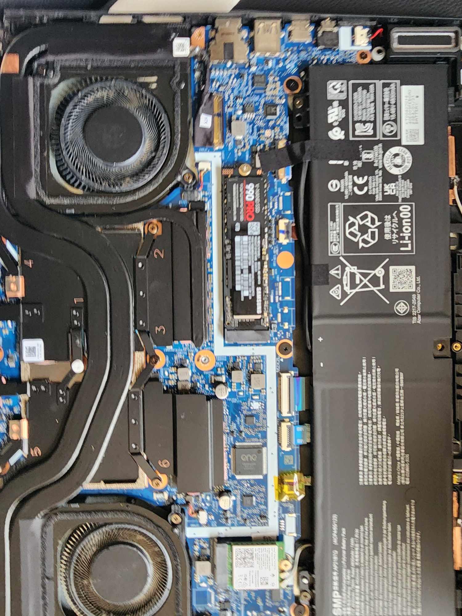 acer predator helios neo 14 rtx 4070 4tb ssd 16gb ram