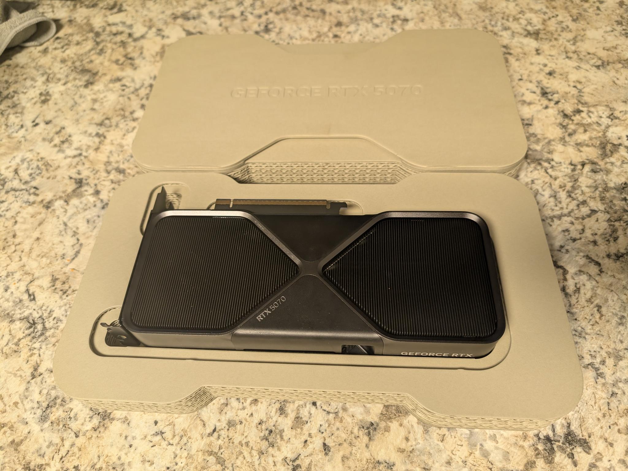 NVIDIA GeForce RTX 5070 Founders Edition