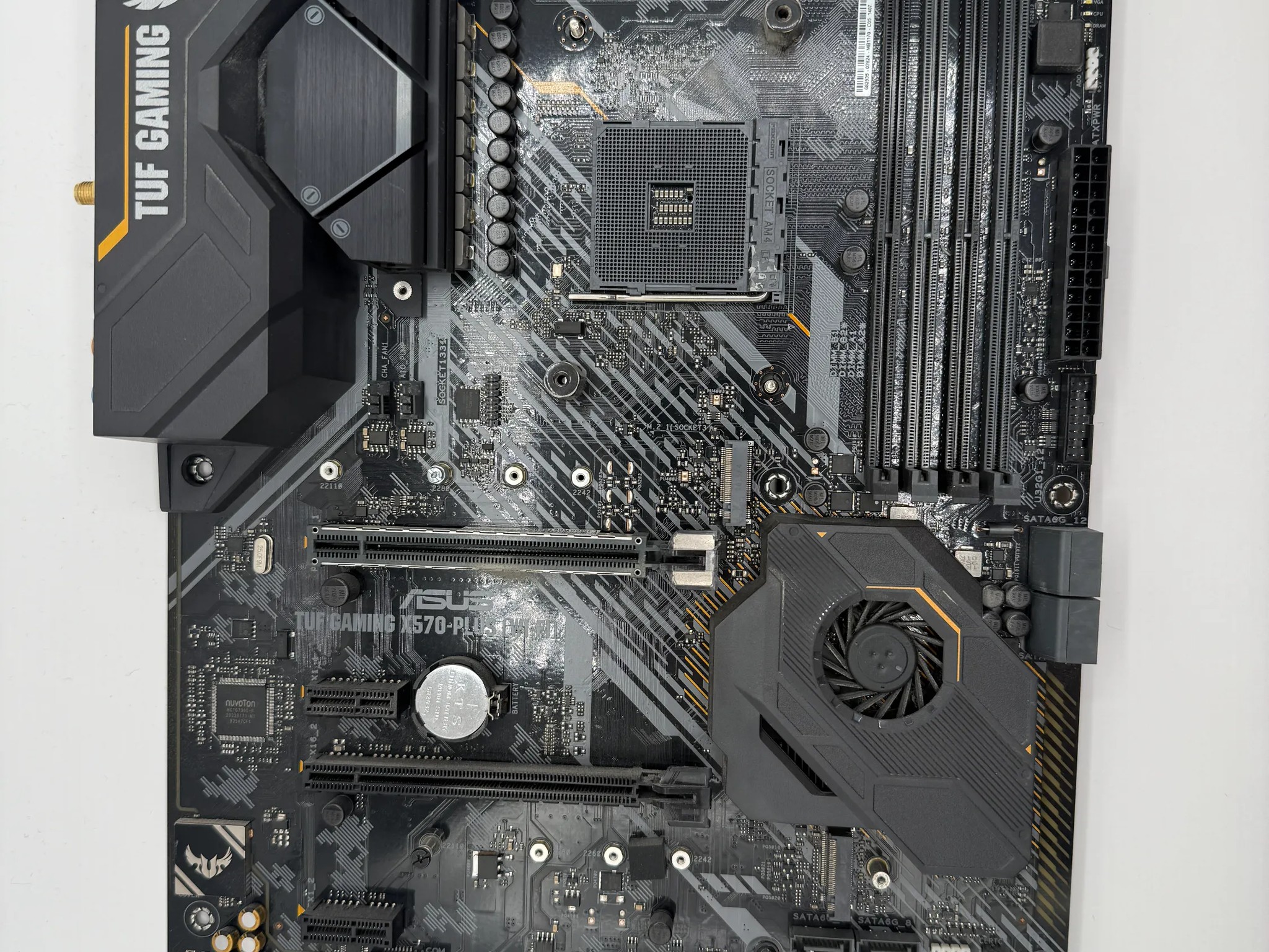 ASUS AM4 TUF Gaming x570-Plus (Wi-Fi)  PCIe 4.0, Dual M.2