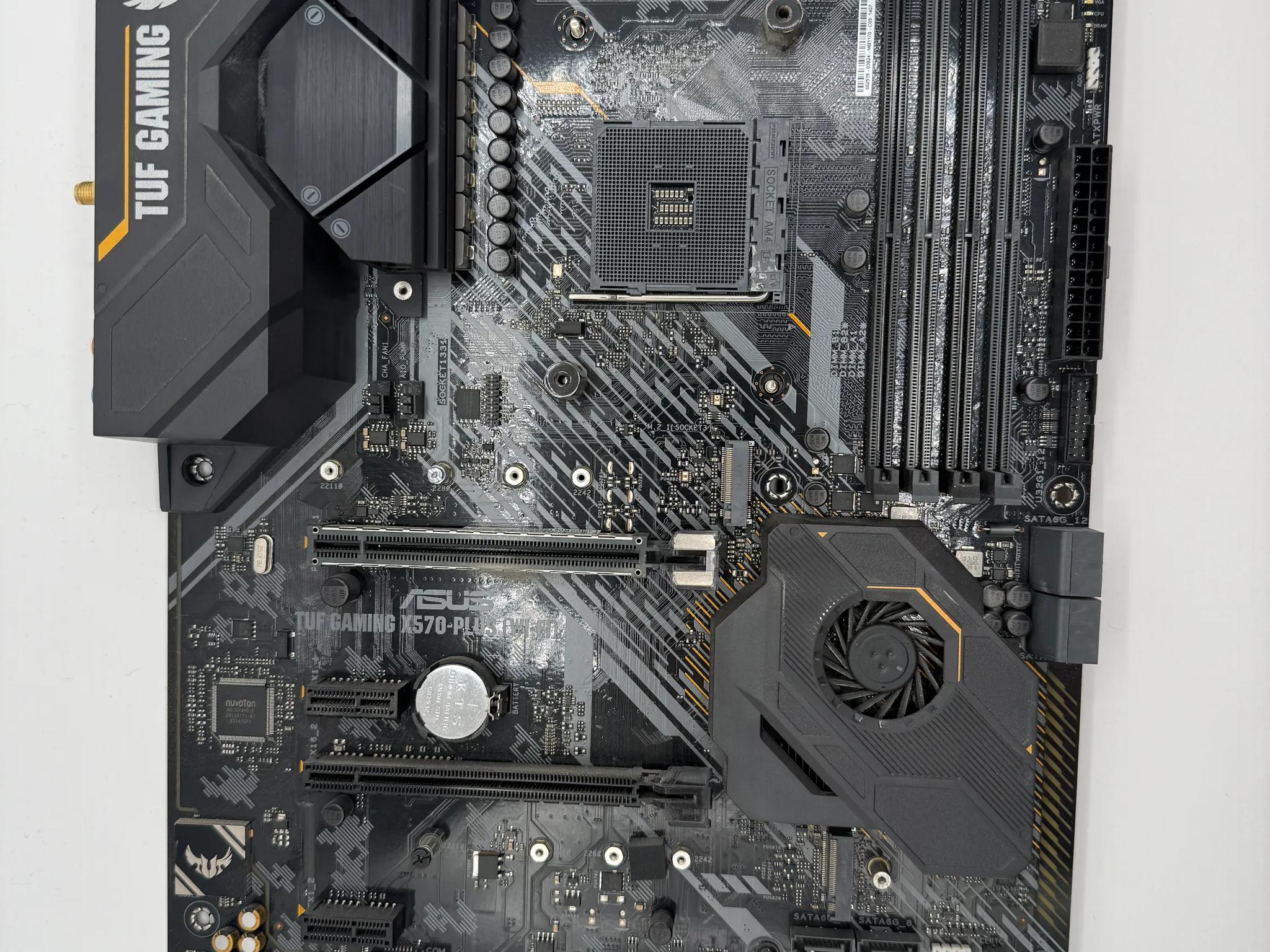 ASUS AM4 TUF Gaming x570-Plus (Wi-Fi)  PCIe 4.0, Dual M.2