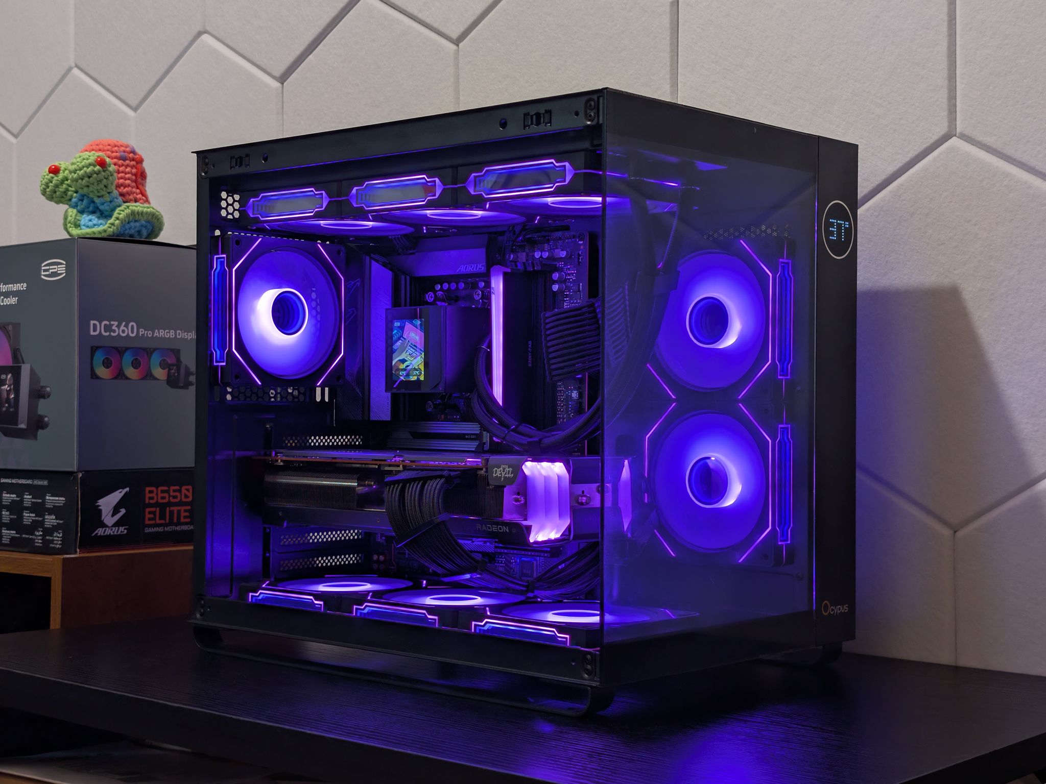 🐈‍⬛🔥 1440p Gaming Beast | RX 6950XT | Ryzen 7 7700X | 2TB SSD | 32GB RAM | WiFi 6 & Bluetooth 🔥🐈‍⬛