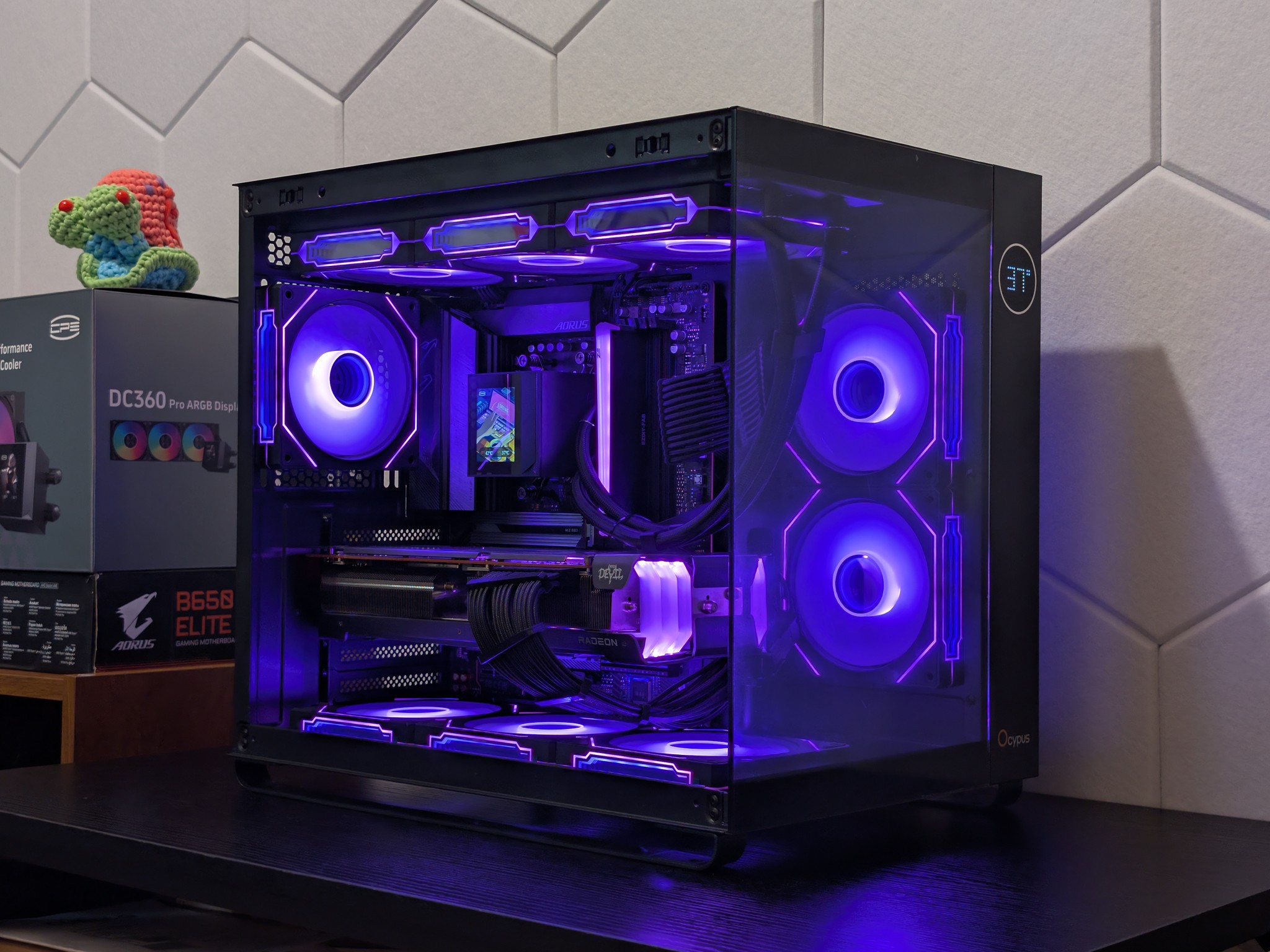 🐈‍⬛🔥 1440p Gaming Beast | RX 6950XT | Ryzen 7 7700X | 2TB SSD | 32GB RAM | WiFi 6 & Bluetooth 🔥🐈‍⬛