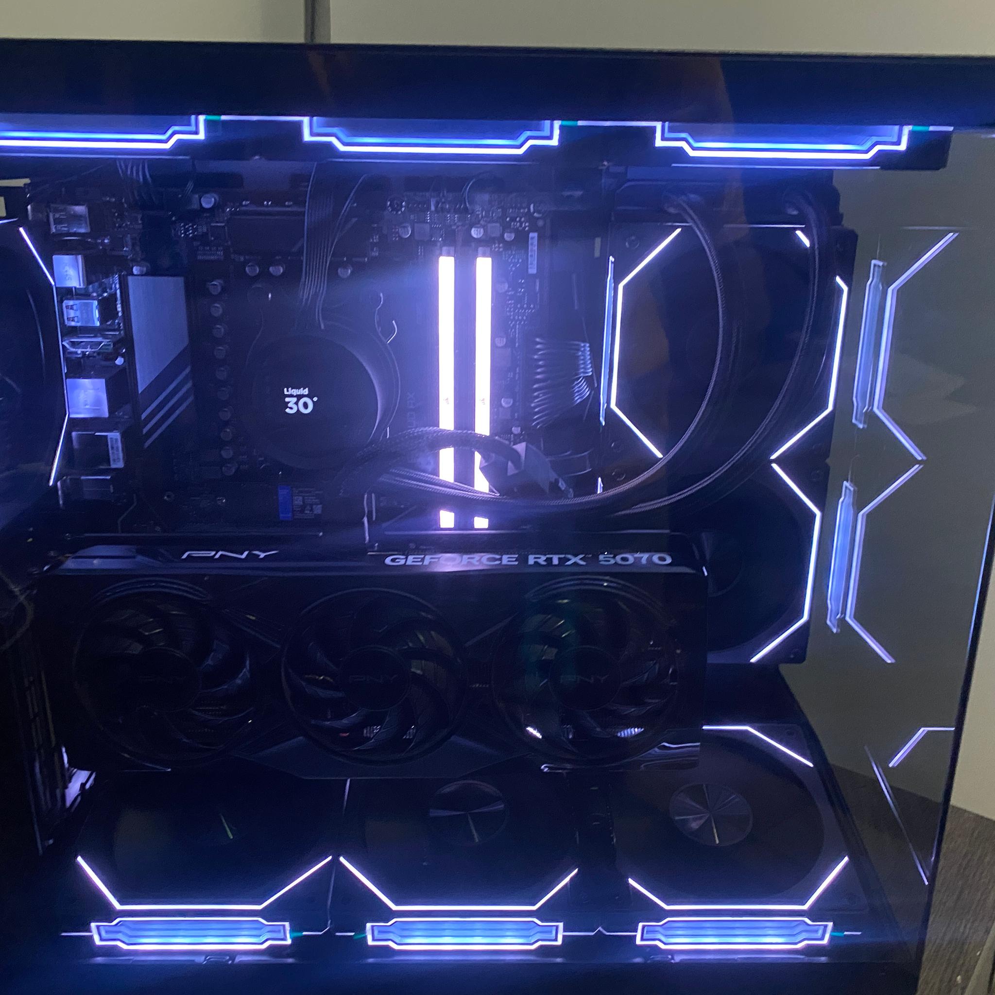Gaming Pc-RTX 5070| Ryzen 5 9600x | 32gb DDR5 RAM| 1TB SSD