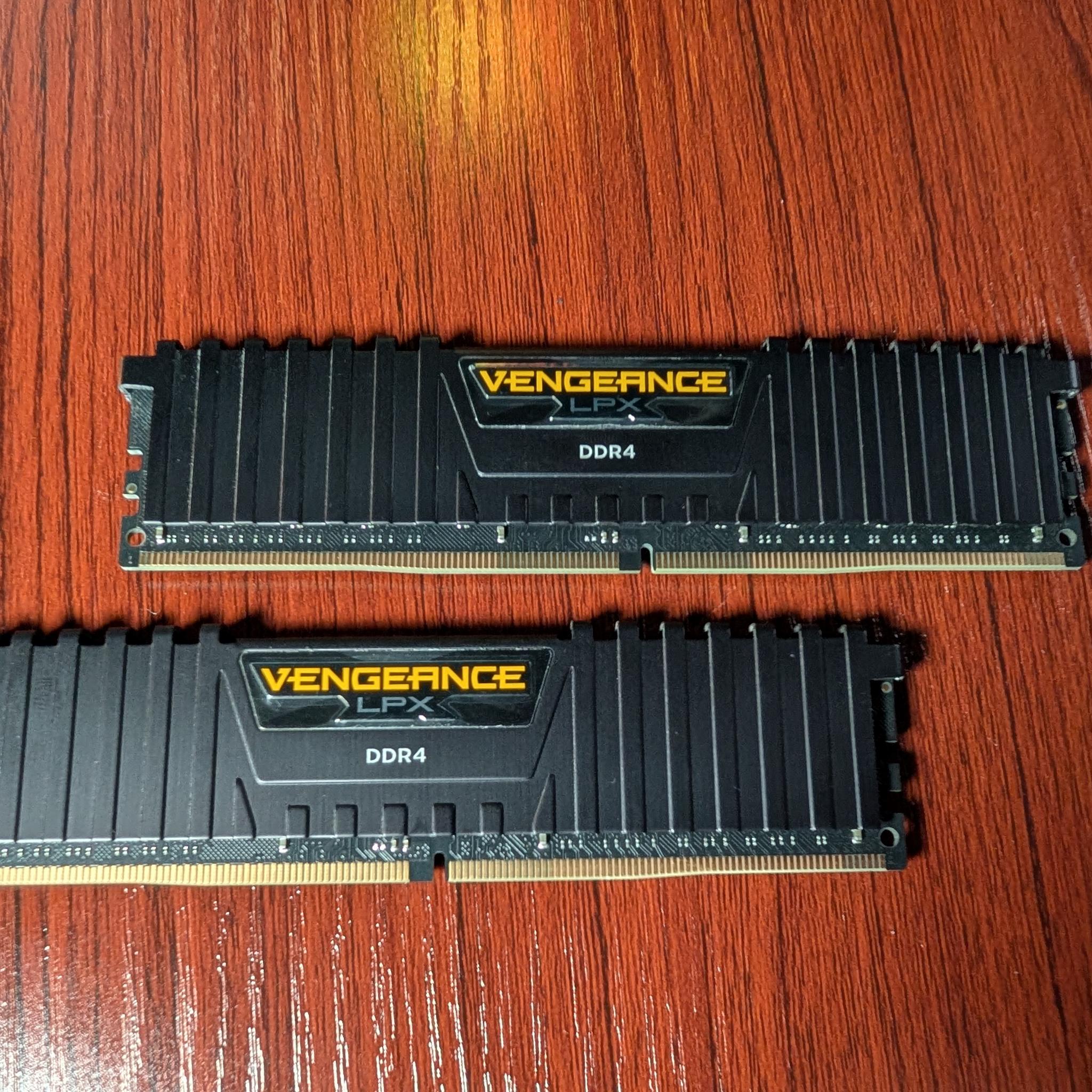 Corsair Vengeance LPX 32GB (2x16GB) DDR4 3200 CL16 Memory