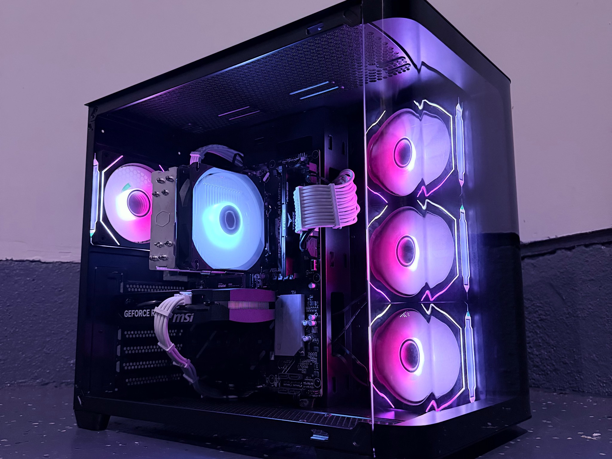 🟣"Nebula Rose"🌹| 1080p Gaming | RTX 5060 | Ryzen 5 8400F | 16GB DDR5 | 1TB NVMe