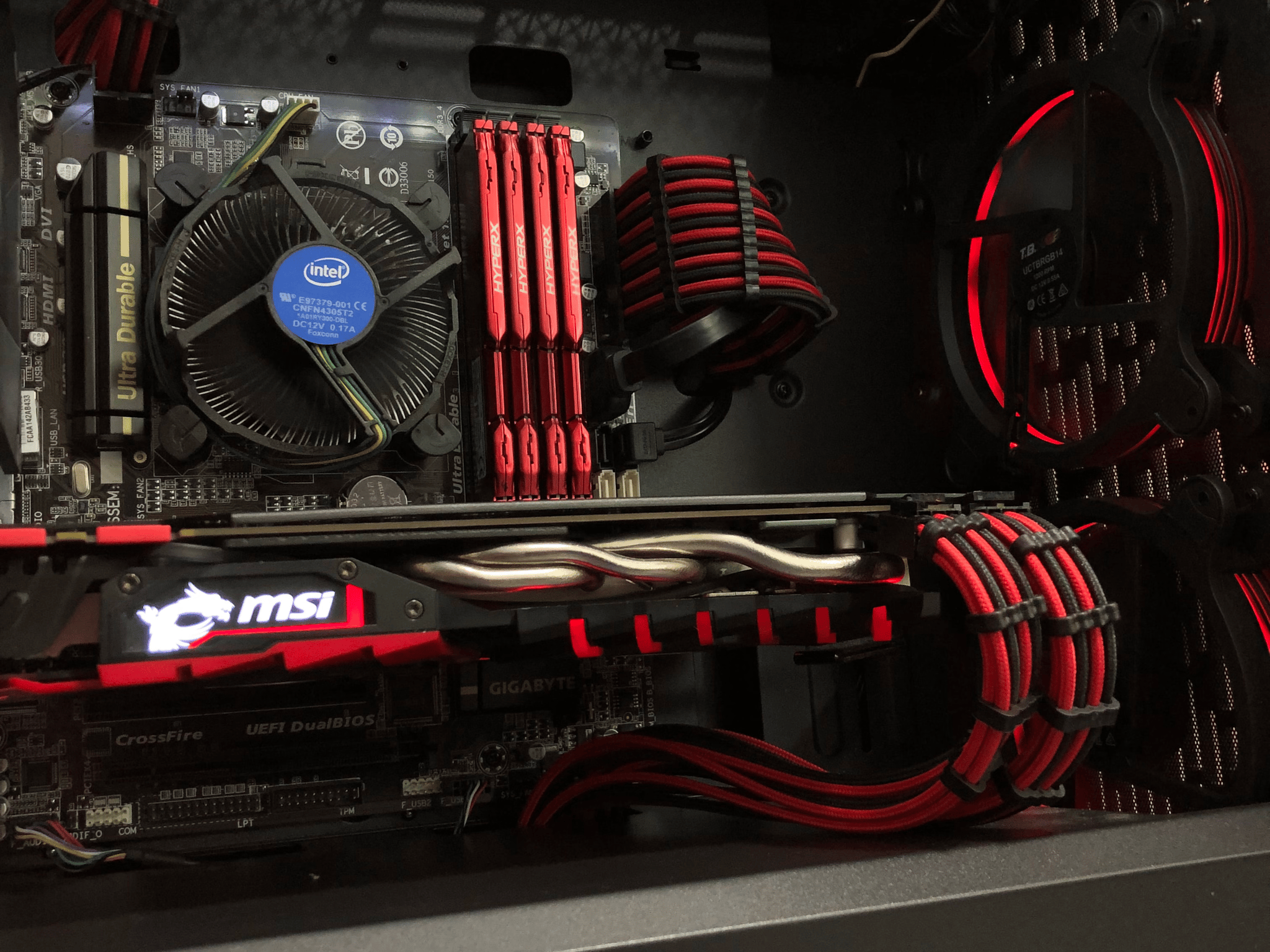 Custom Gaming PC | Intel Core i5 4430 + MSI GeForce GTX 1080 GAMING X 8G + 16GB RAM