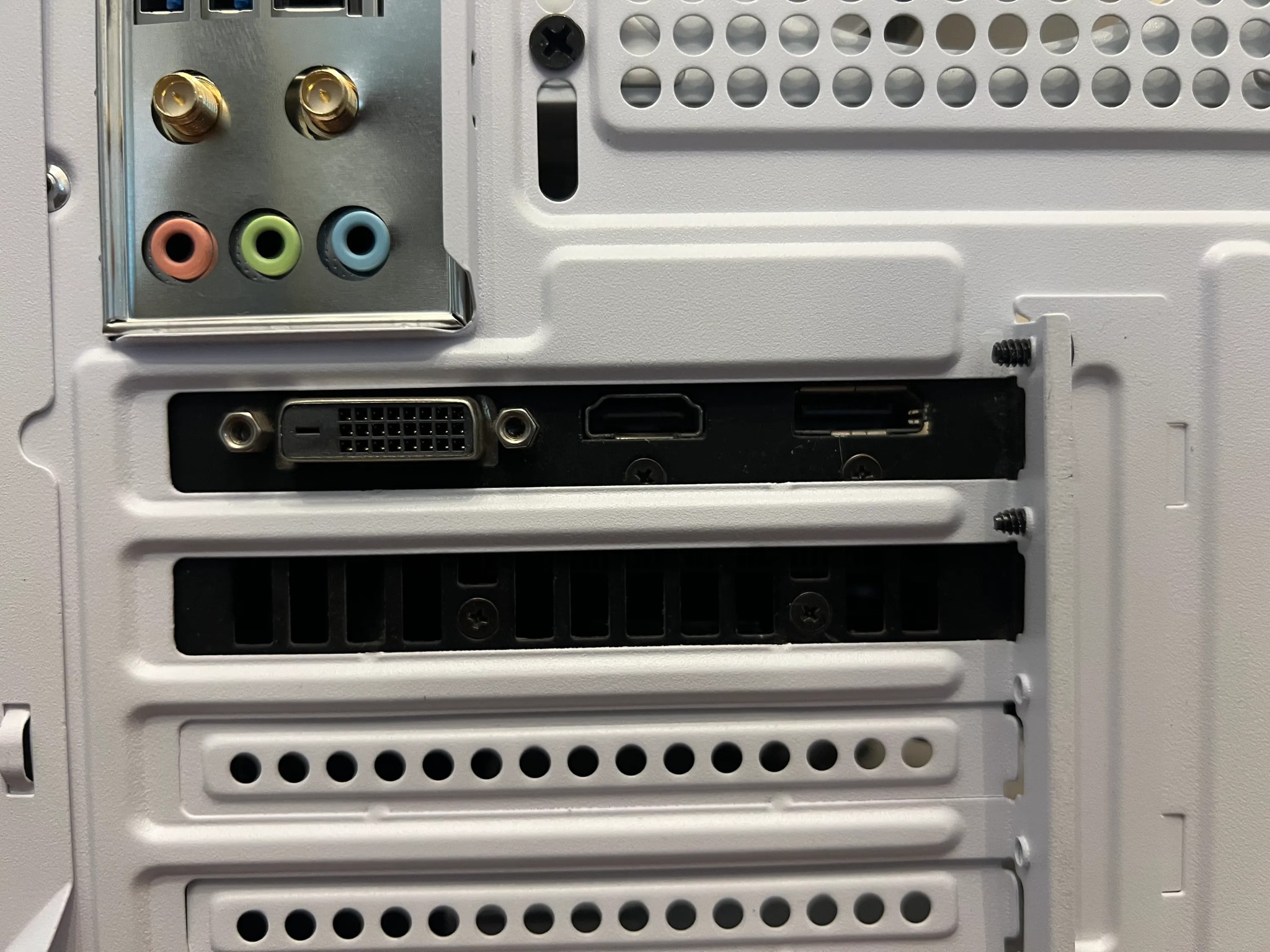 6 Core Gaming PC Nvidia GTX 1660 6gb 1.5tb Storage 32GB RAM WIFi+BT WINDOWS 11, Ryzen 5-2600