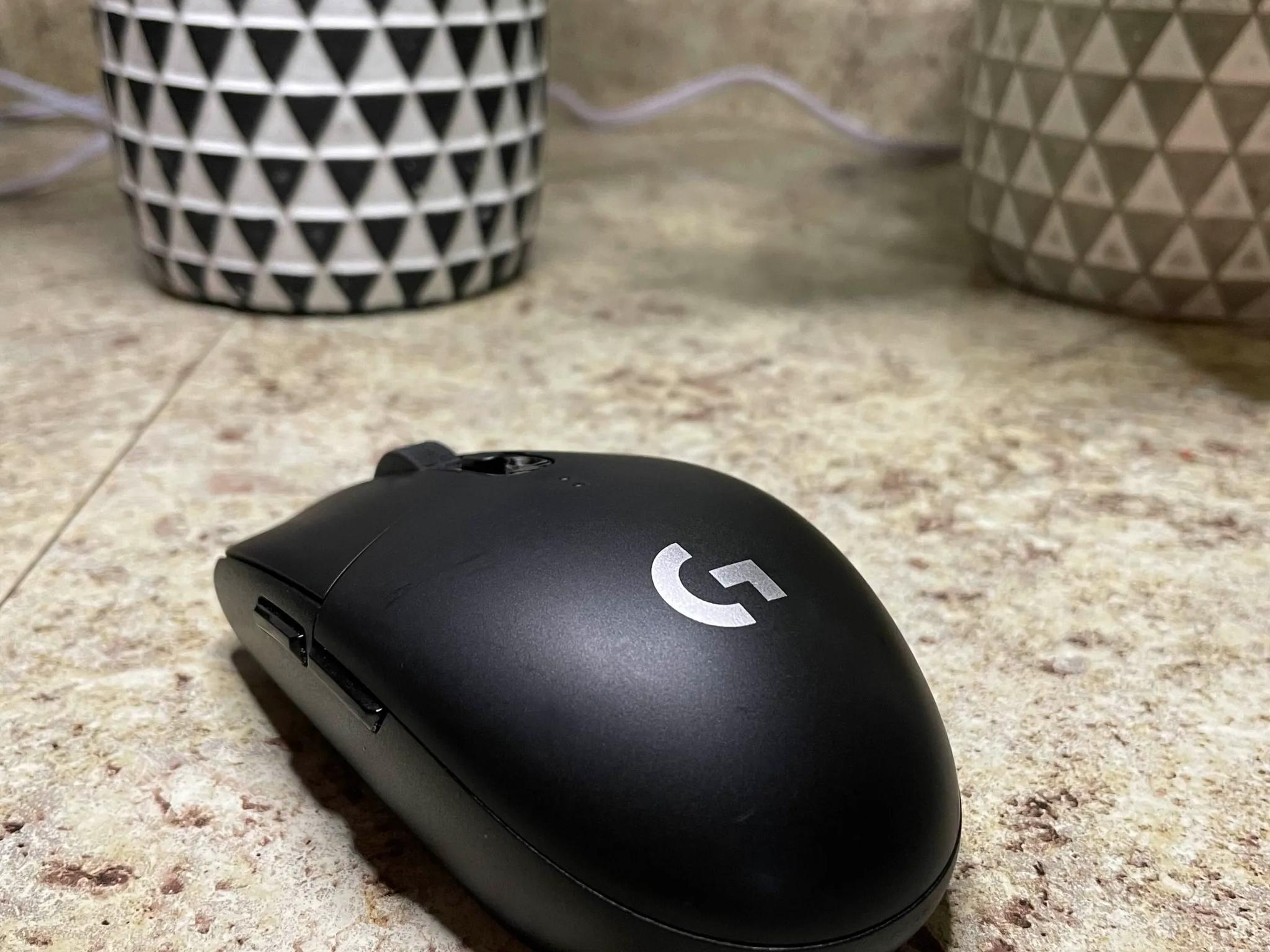 Logitech G305 LIGHTSPEED Wireless Gaming Mouse