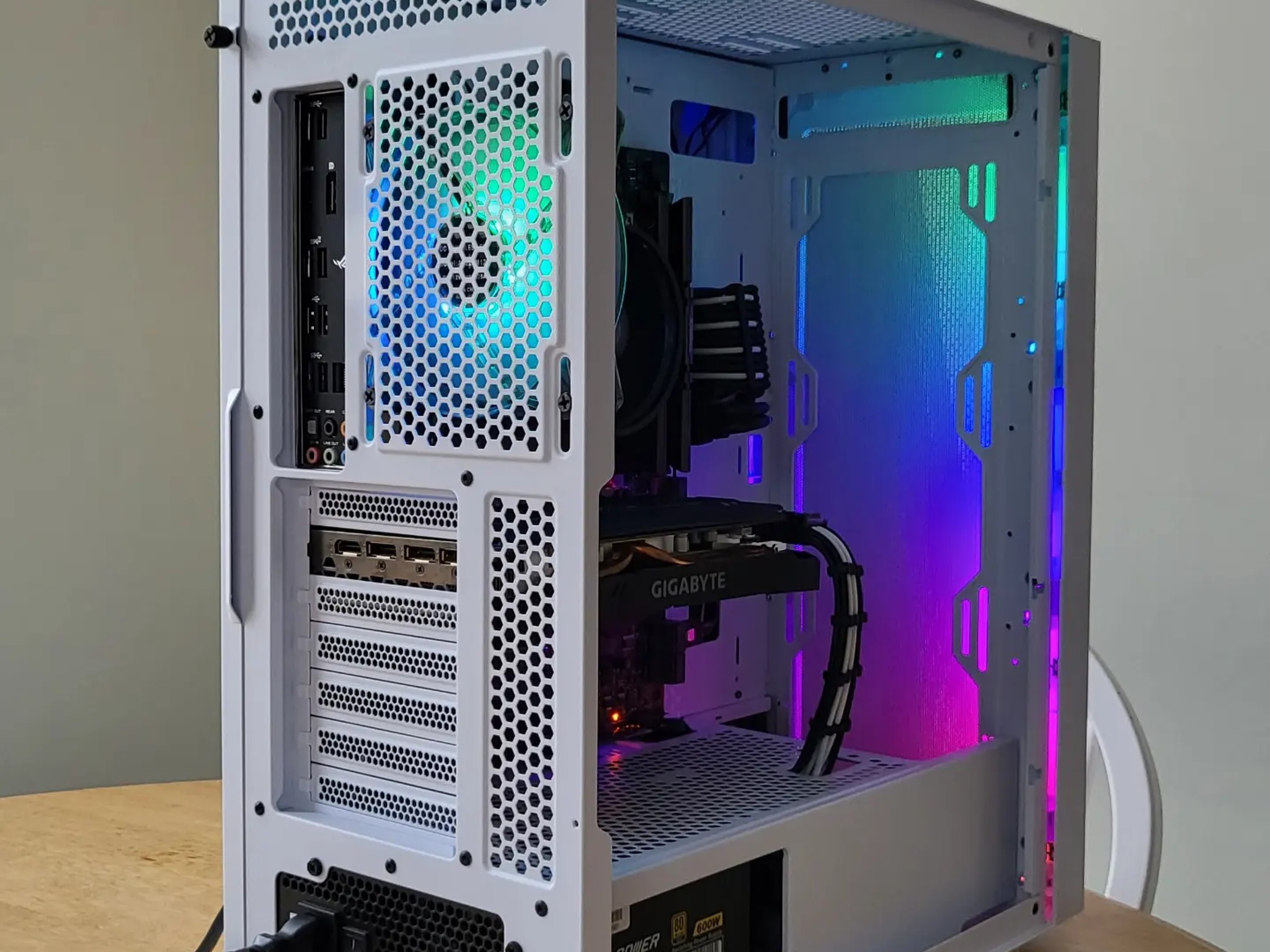 BIG SALE! "Vulcan" Ryzen 5 RX 5600 XT Gaming/Streaming PC