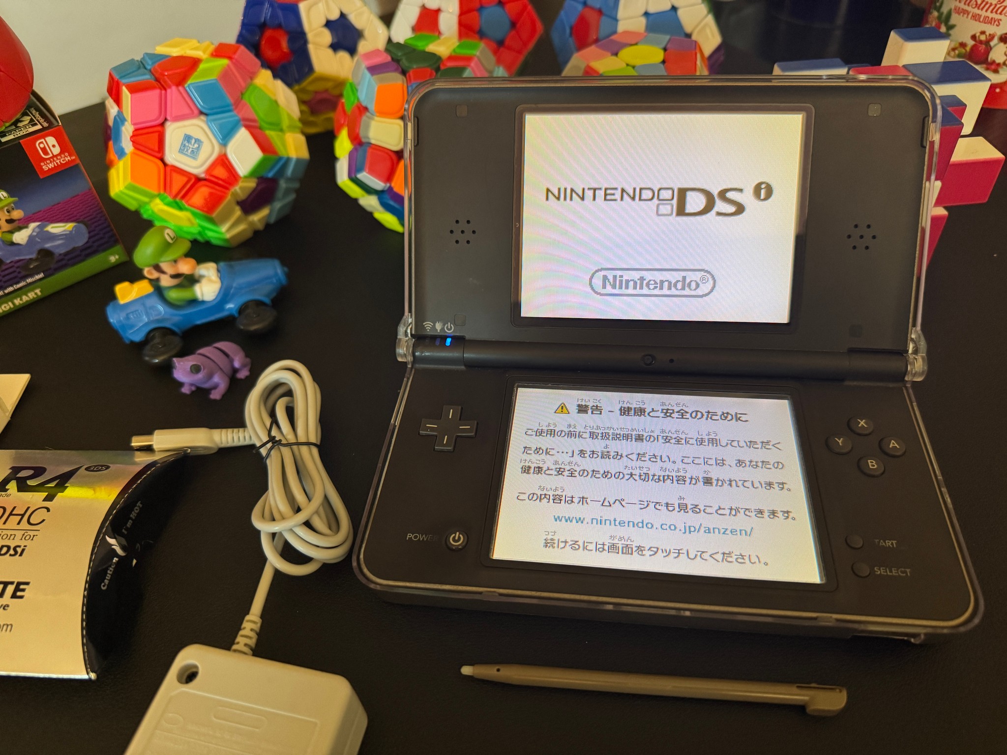Nintendo DSi LL JAPAN Black/Gold