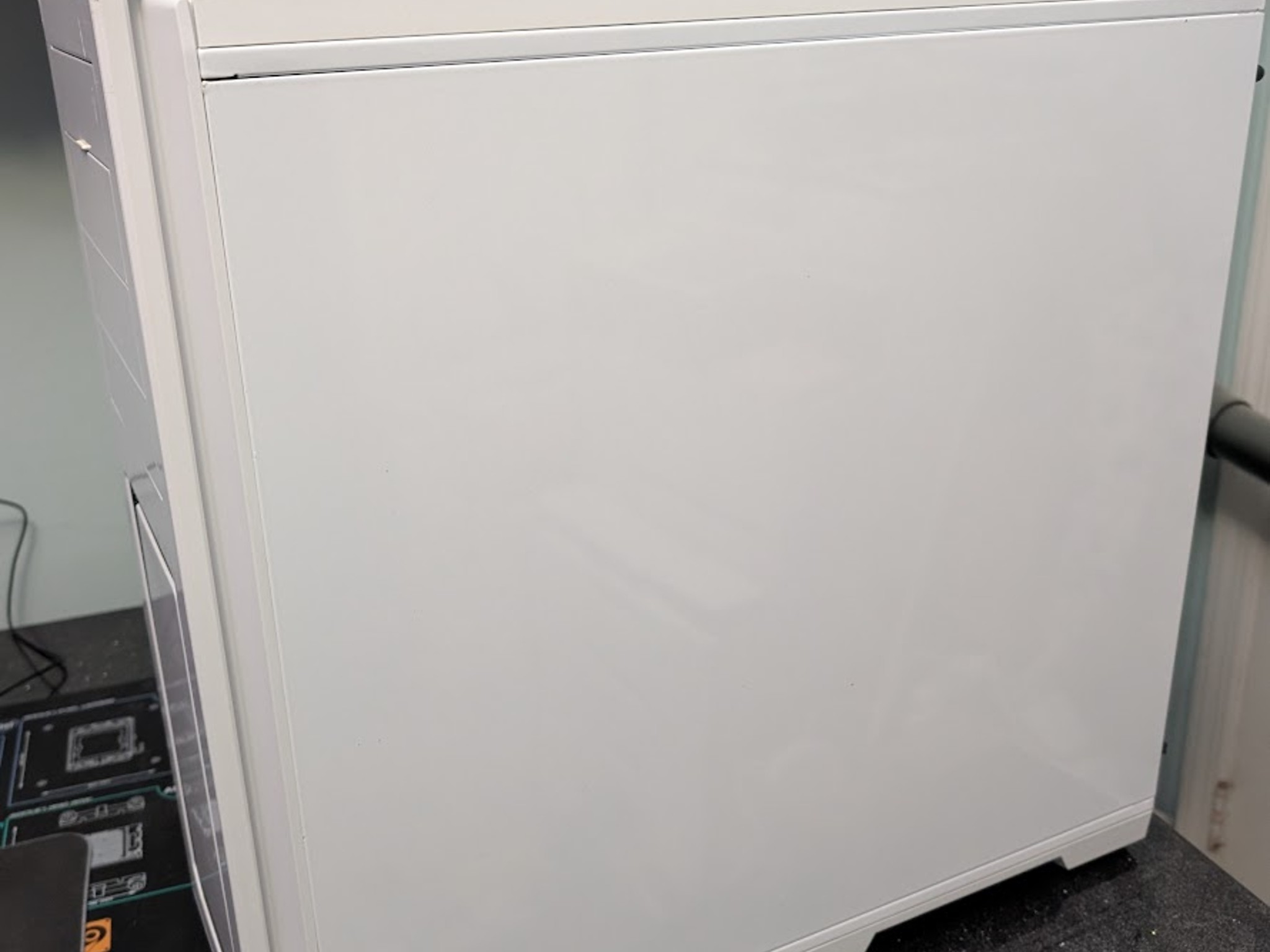 Phanteks Enthoo Luxe with X99 Mobo, 5820k, 16GB DDR4