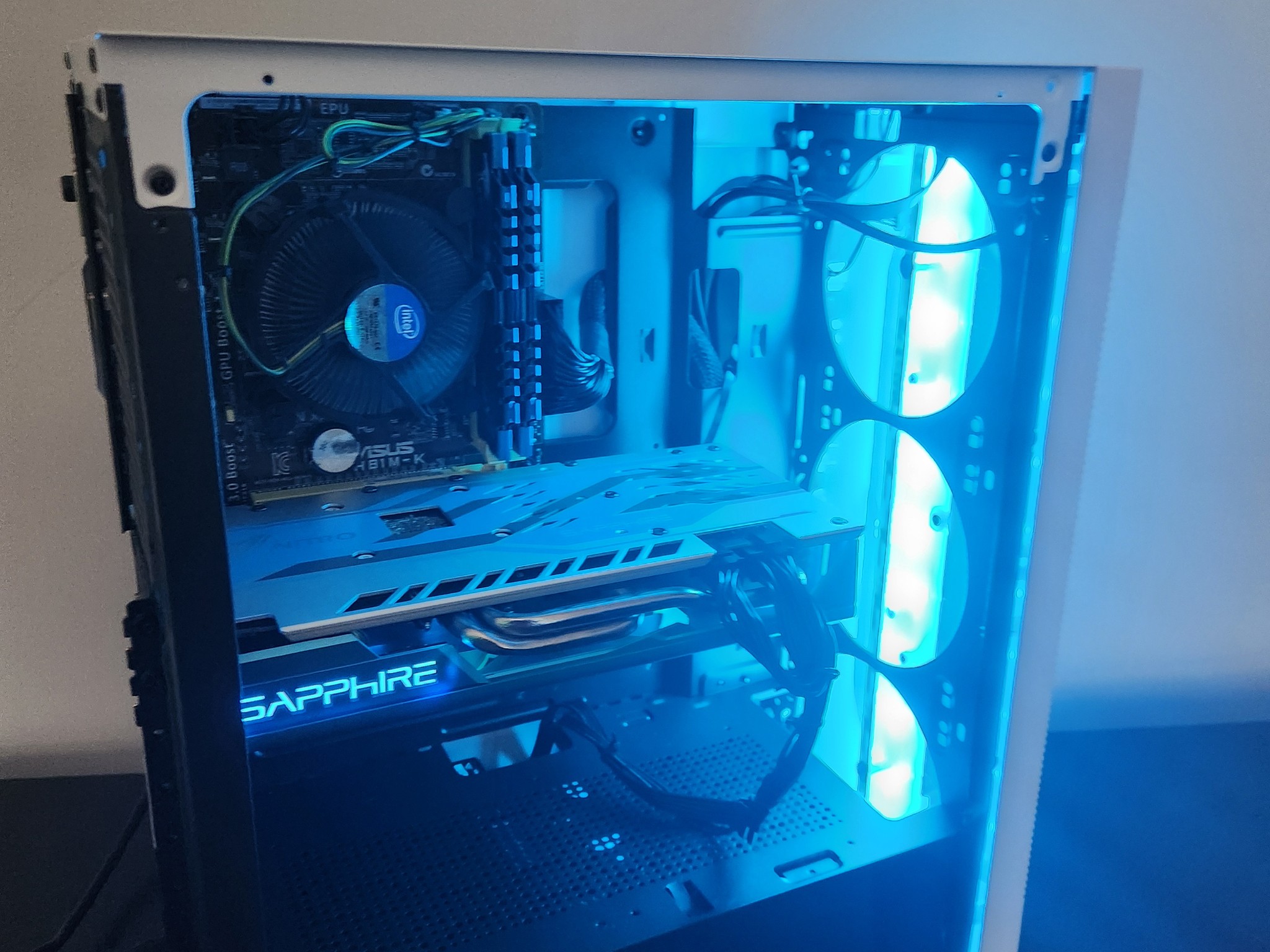 THE BLUE BOMBER ULTRA budget 1080 P gaming pc!