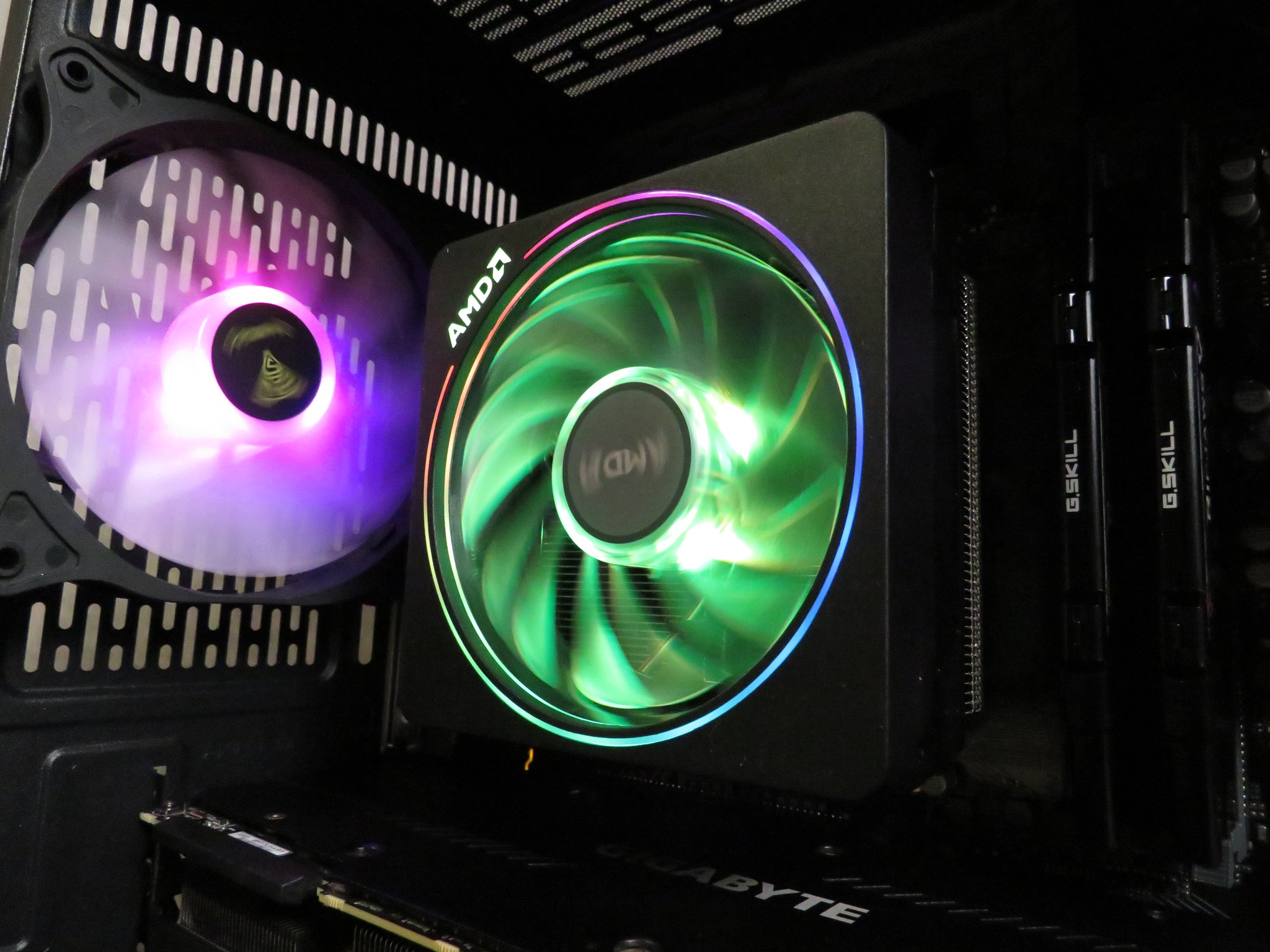 Ultimate Mid-Range GAMER: Ryzen 5 4500 + RTX 2070 Super + 16 GB DDR4 + 1 TB NVME SSD