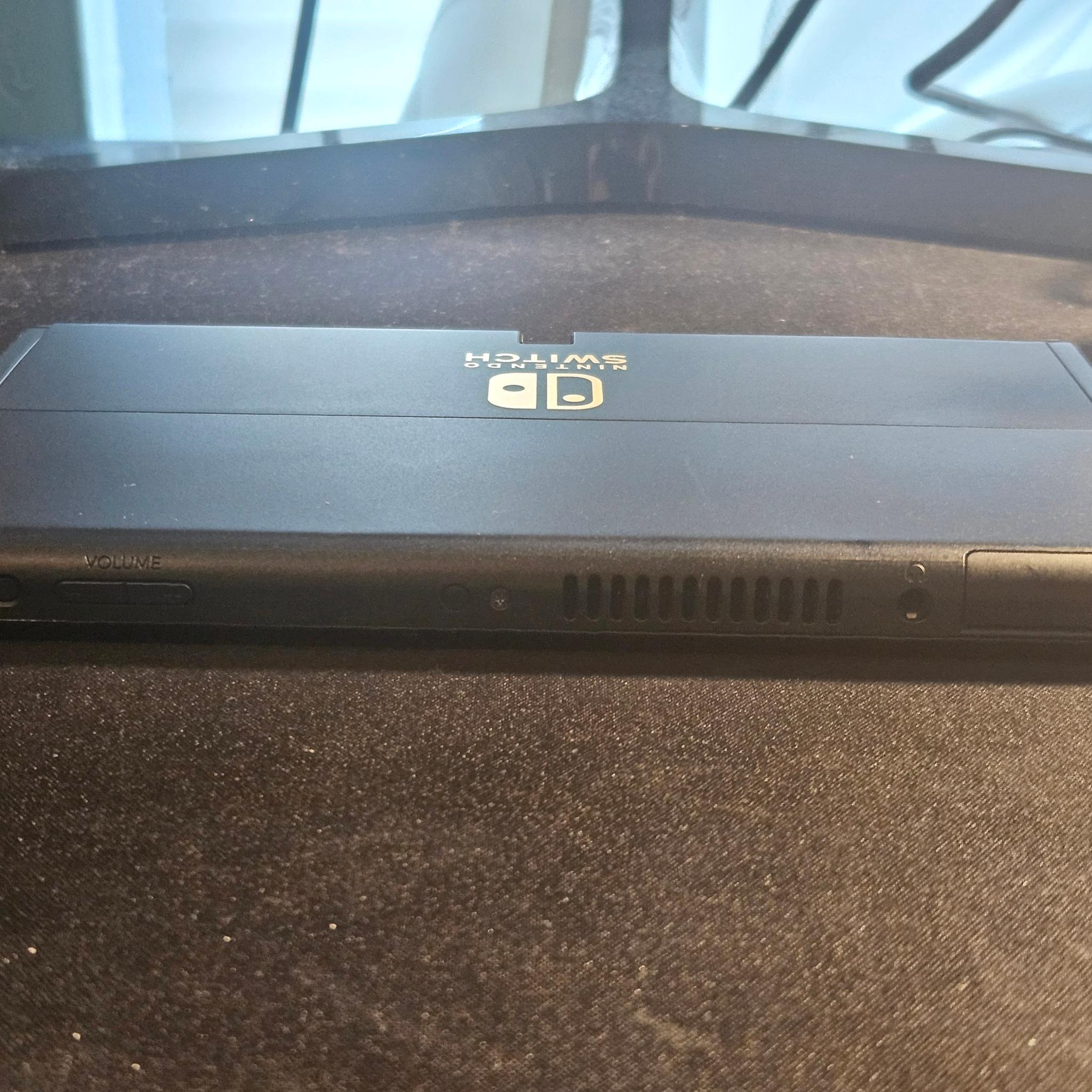 Nintendo Switch Oled Tablet Exellent Cosmetic Condition REPAIRED CONSOLE