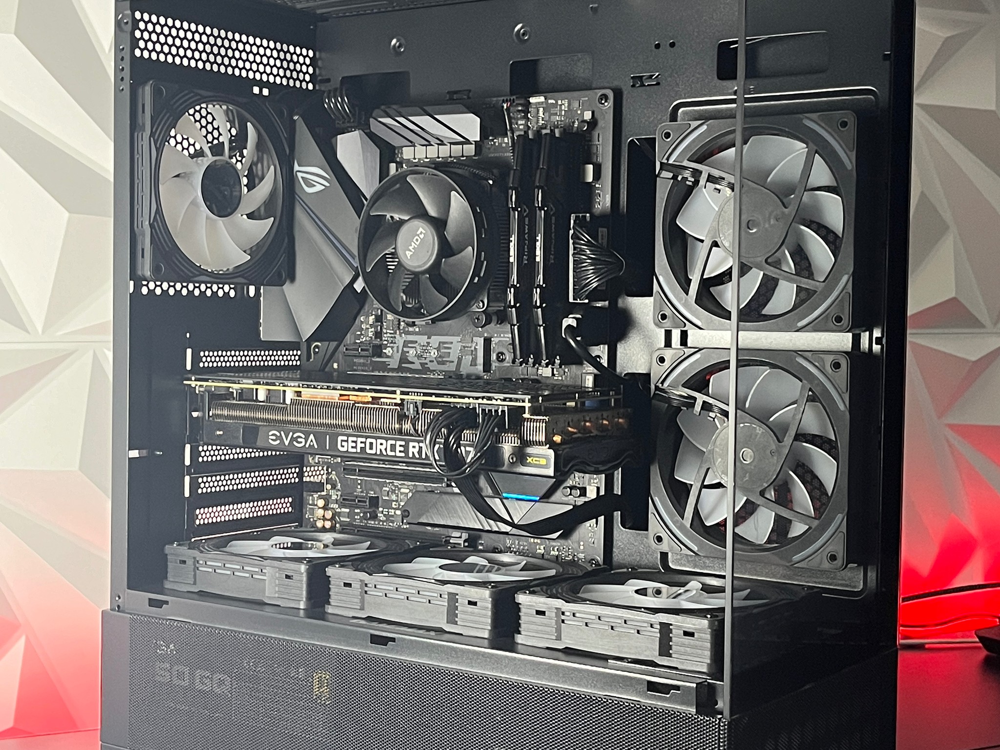 RTX 3070 XC3 8GB, Ryzen 5 5600X, 16GB 3200MHz | Black RGB Gaming Computer/PC