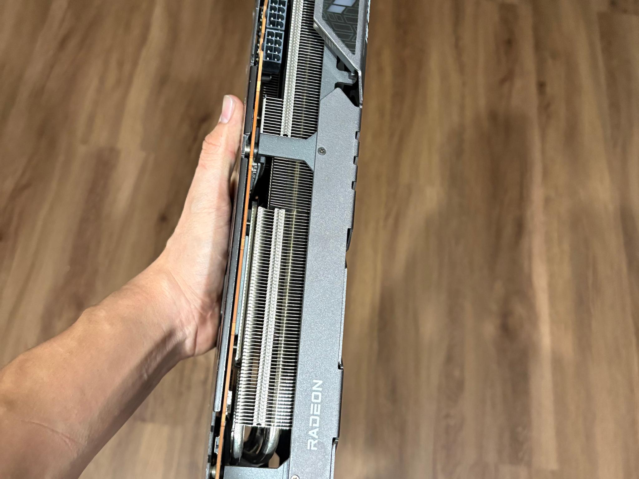 ASUS TUF-RX6800XT-O16G-GAMING - Image 4