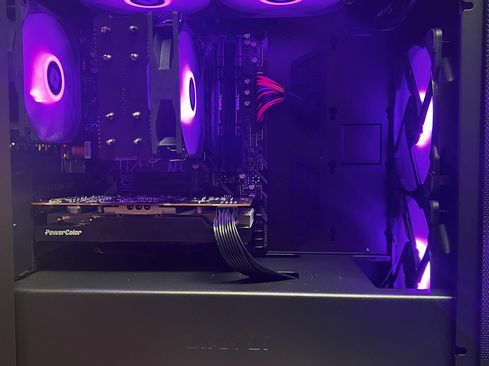 Gladius || Ryzen 5 3600 + RX 6600 w/ 1TB NVMe M.2 & 16GB of DDR4 RAM