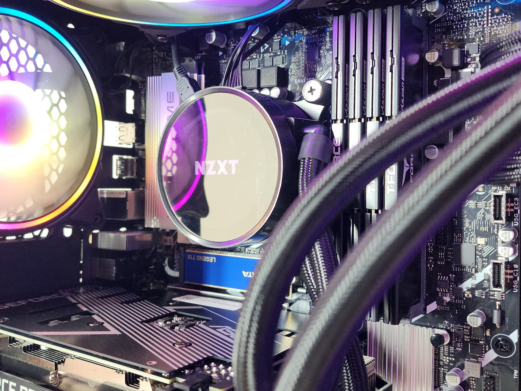 Gaming PC i5-12600KF 32GB RAM 1TB SSD RTX 3060 8GB Windows 11 Computer