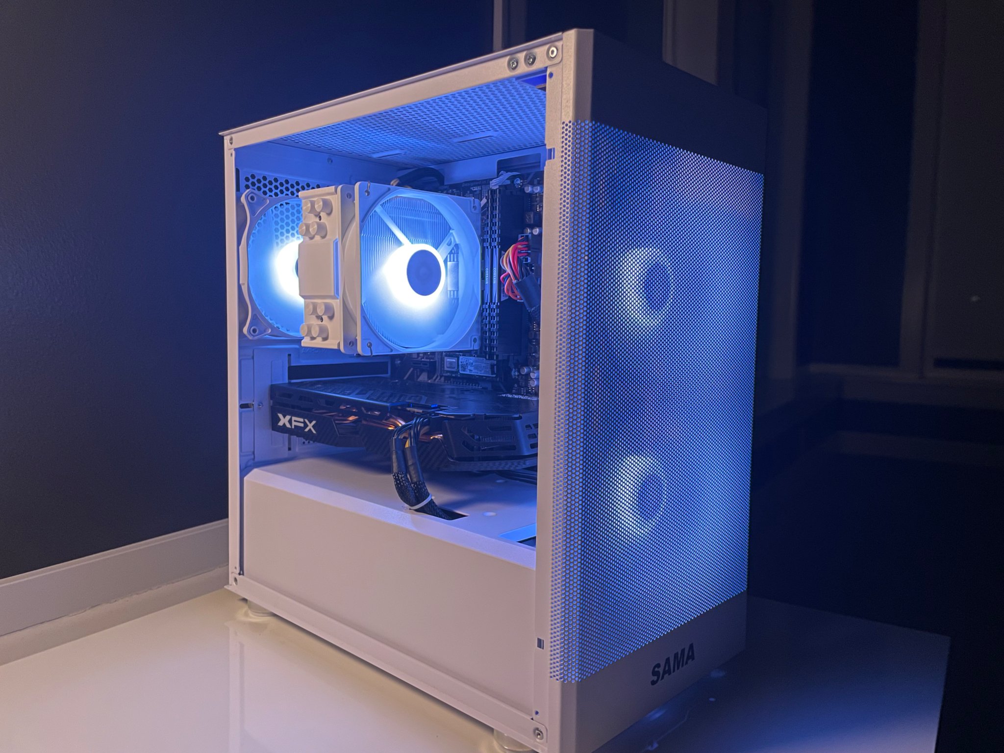 🤍🩵Ryzen 2600|XFX 580|768gb Storage|16GB RAM🩵🤍