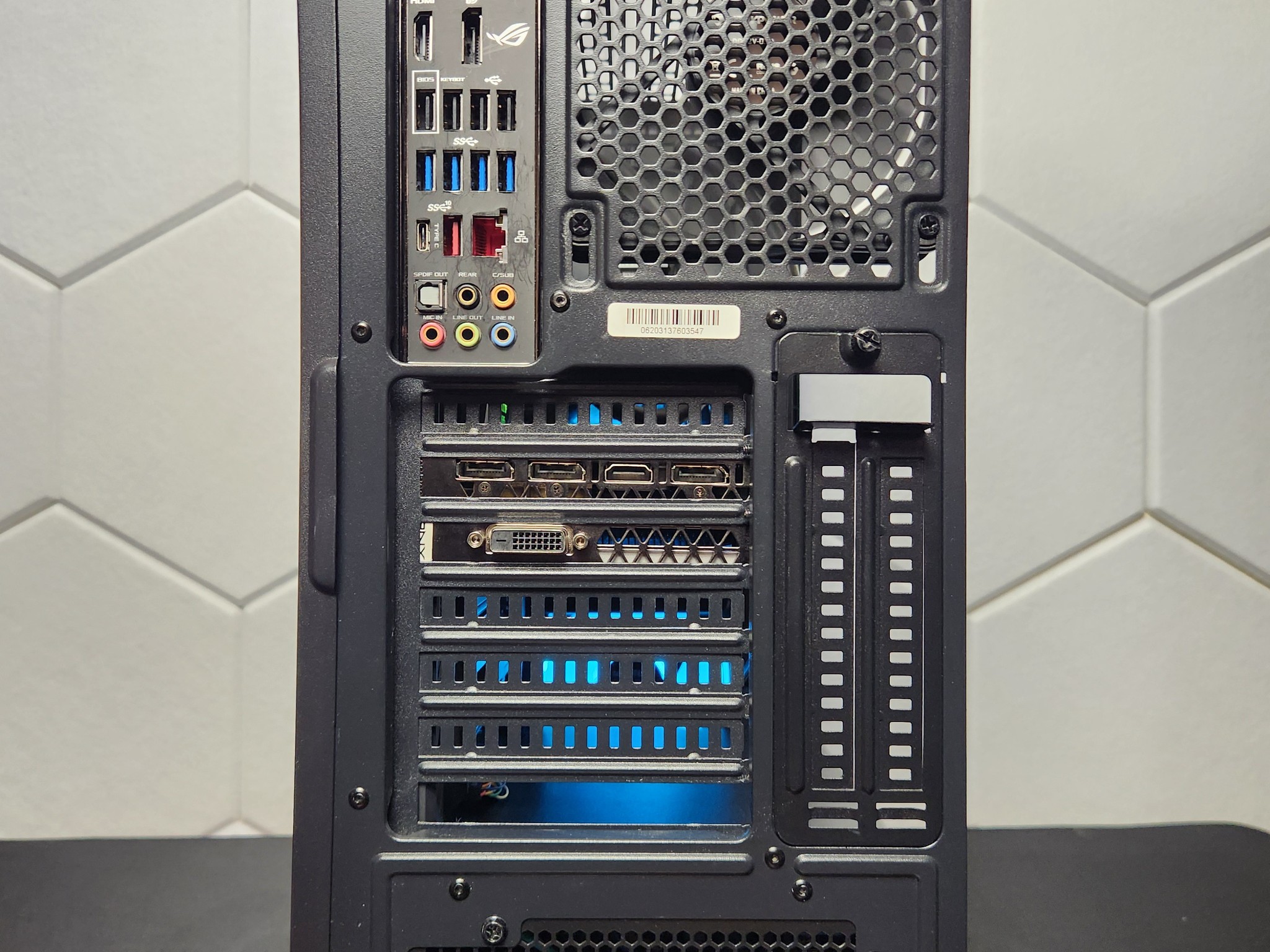 GTX 1080 | Intel I7-7700K | 16GB DDR4 | 512GB SSD | Windows 11 | WIFI+BT "Maximus"