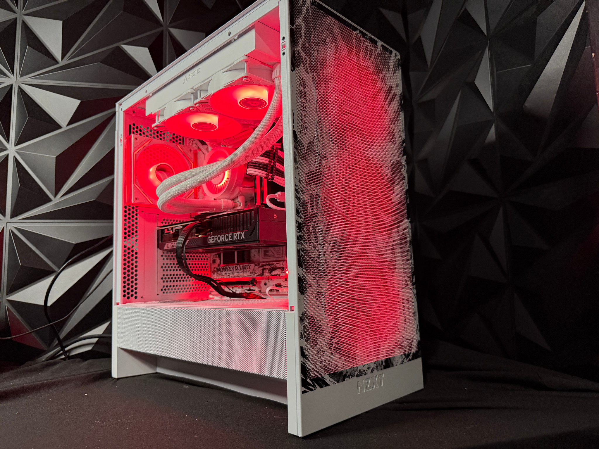 👑📖 MANGA KING 📖👑 Ryzen 9 7900X| RTX 5070| 32 GB DDR5 7200MHz| 2.75 TB NVMe| 850W Gold PSU