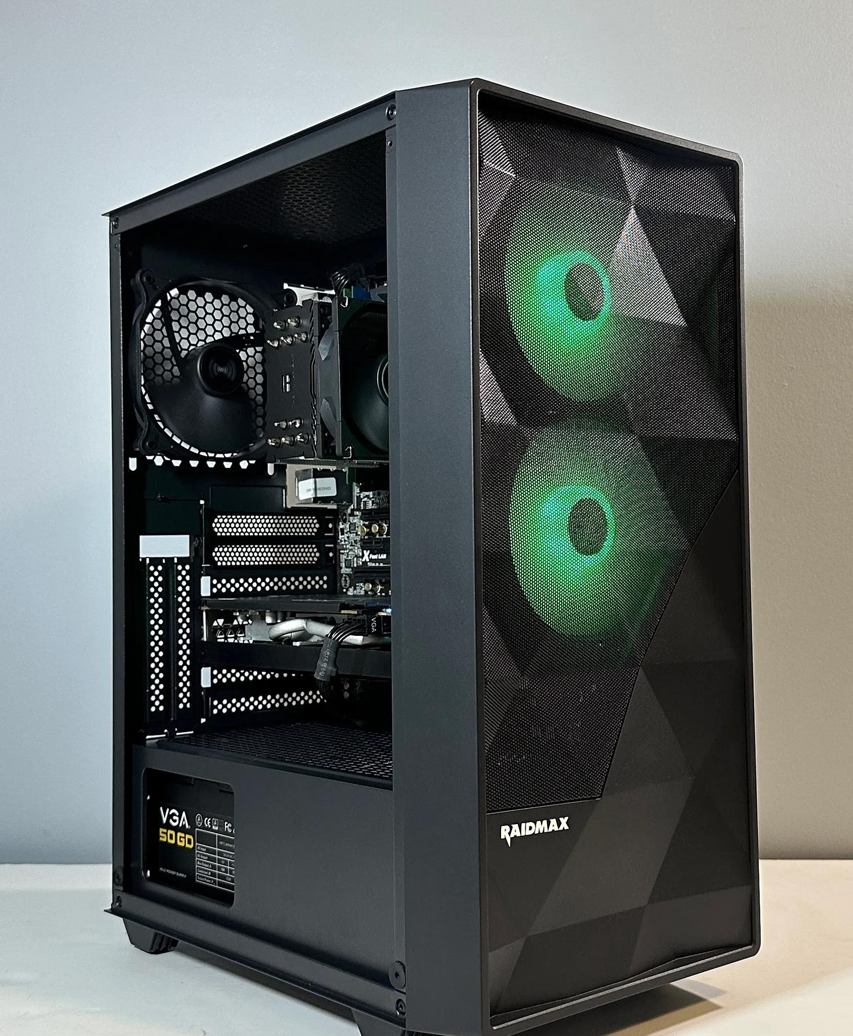 RX 580 8GB | INTEL i7-3820 | 16GB RAM | 480GB SSD | Custom RGB Gaming PC WIFI WIN10