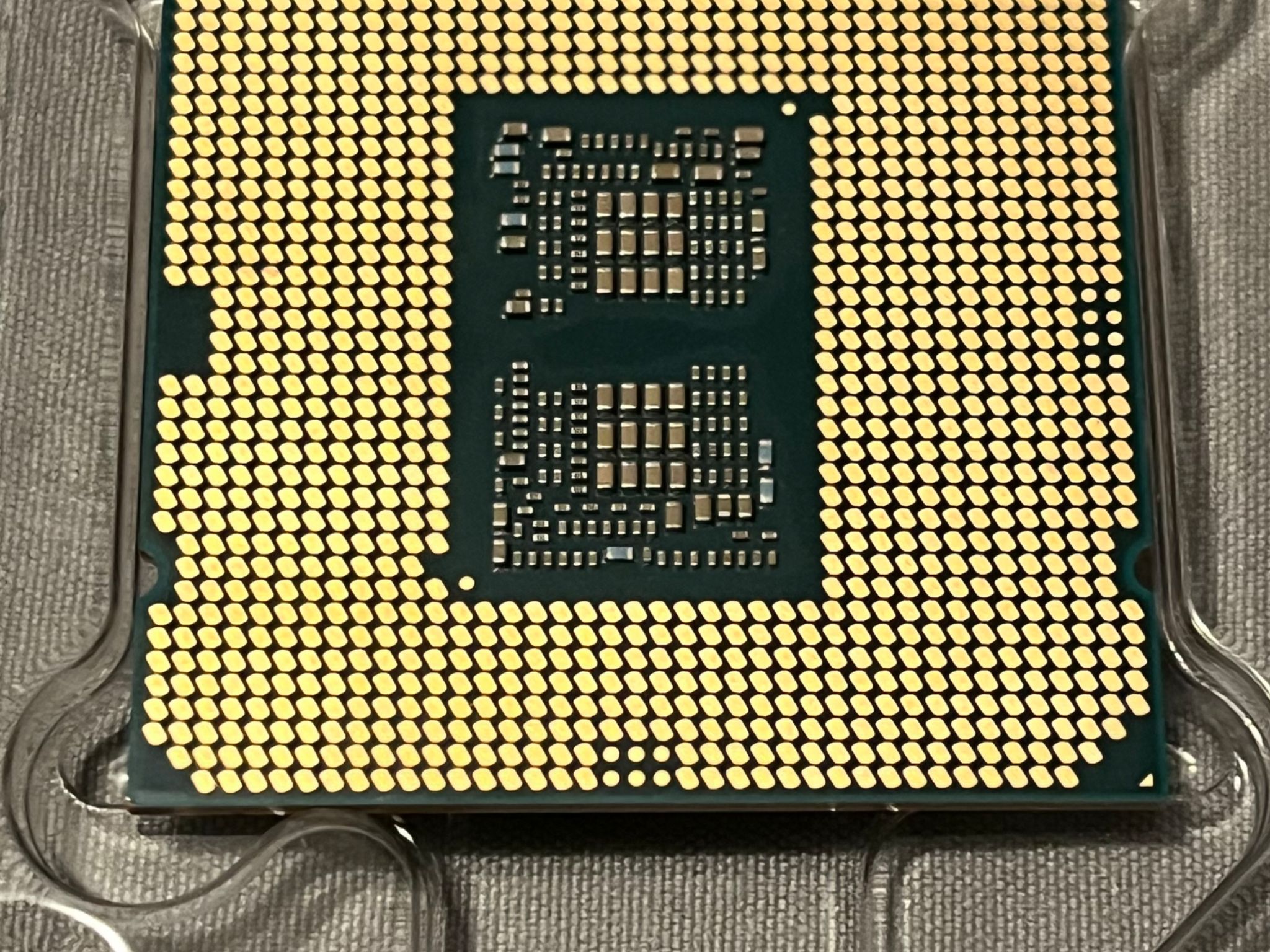 Intel i7 10700F