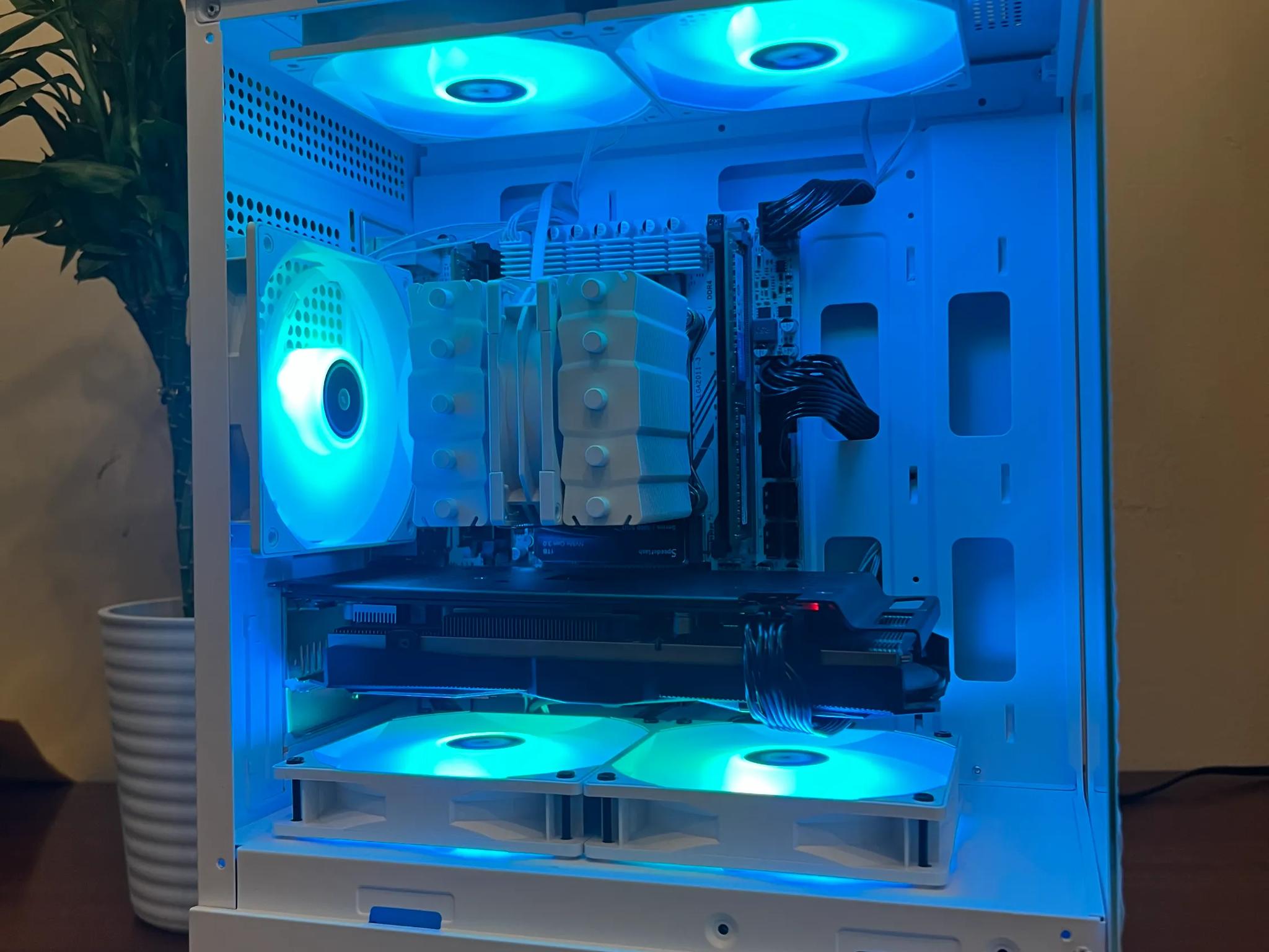 Intel 10 Core White Gaming PC RX 580 1tb SSD 16GB RAM WIFi WINDOWS 11 Pro