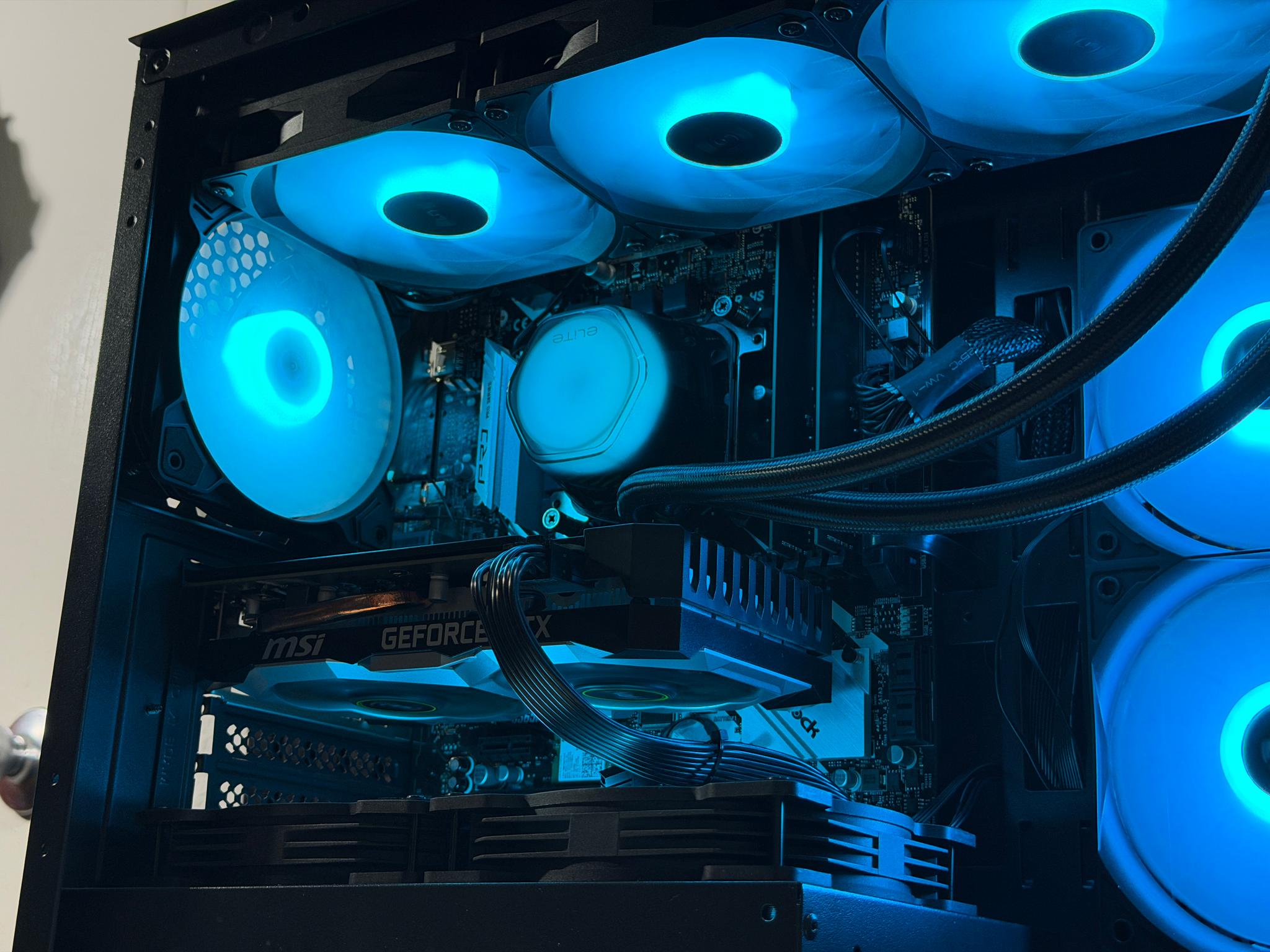 🔥 i7 9700F | GTX 1660 Super | 16GB DDR4 | 500GB NvMe