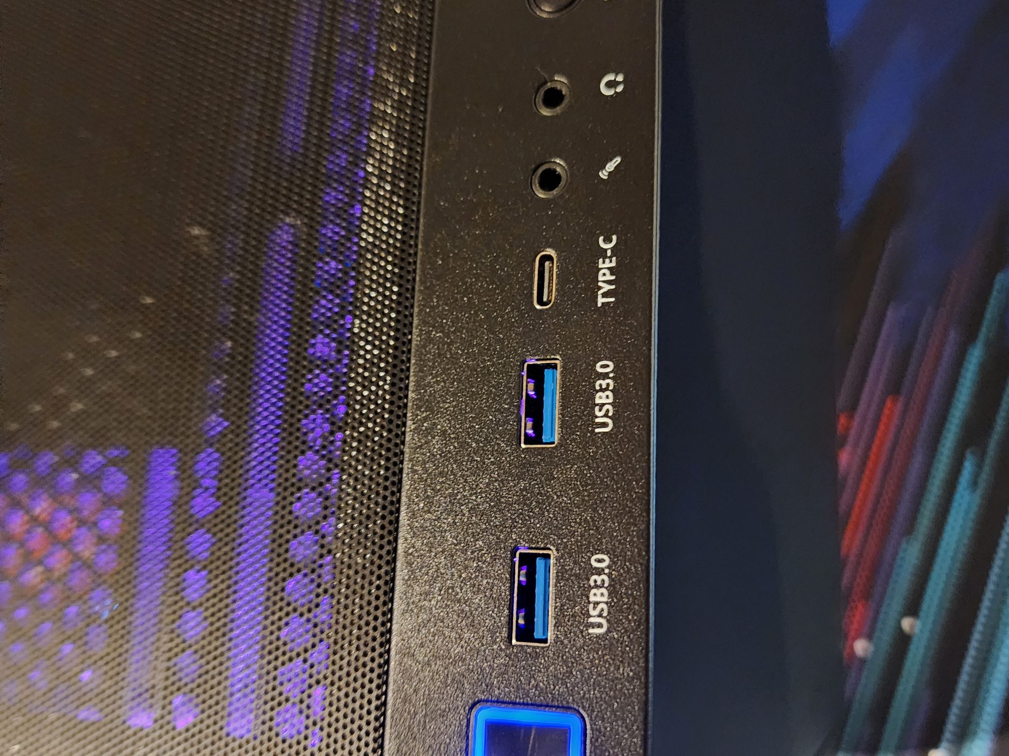 Nvidia RTX 3070 / i9-9900K / 32GB DDR4 RAM / 1TB NVMe