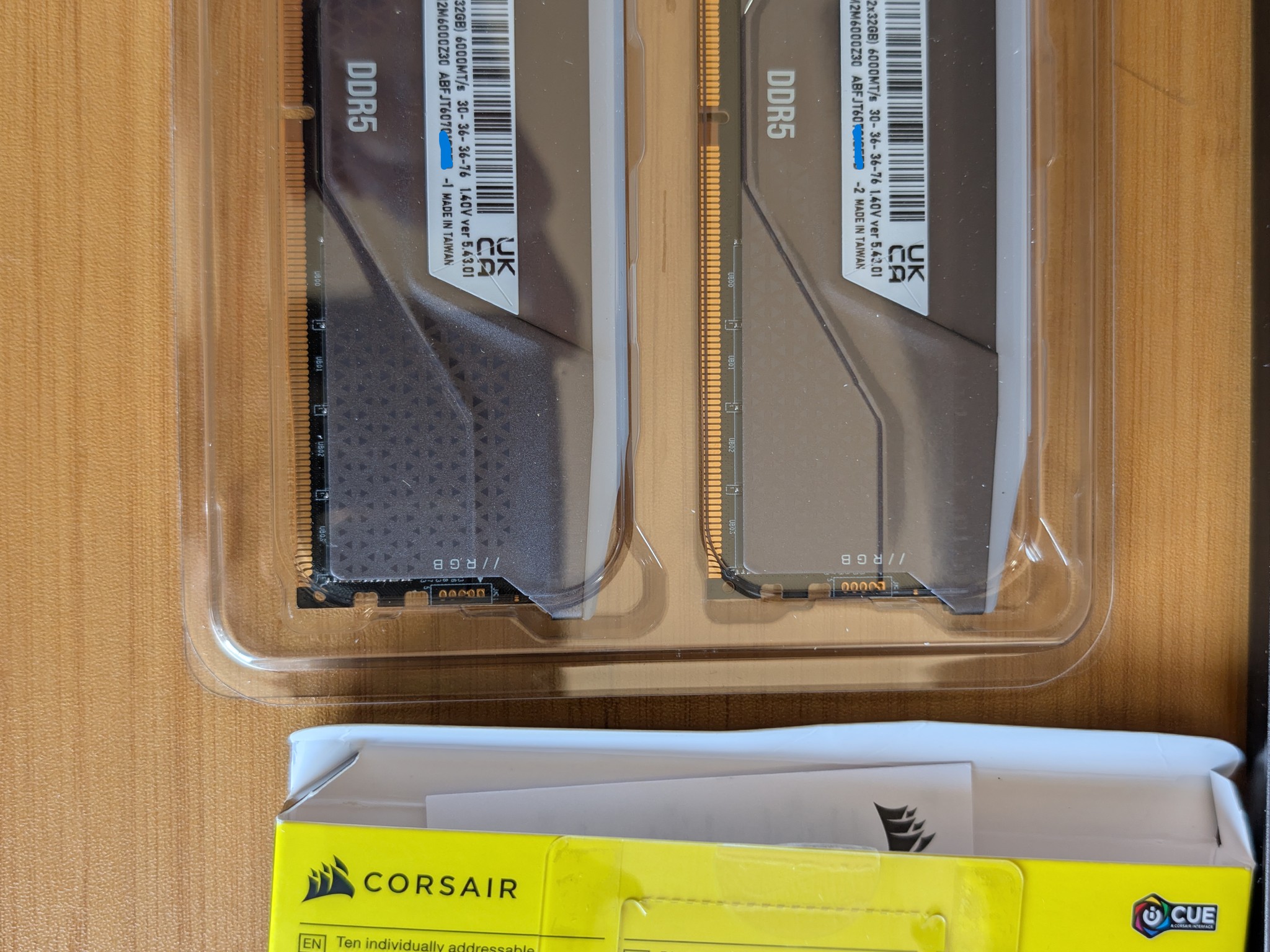CORSAIR VENGEANCE RGB DDR5 64GB (2x32GB) 6000MT/s CL30 -NEW OPEN BOX