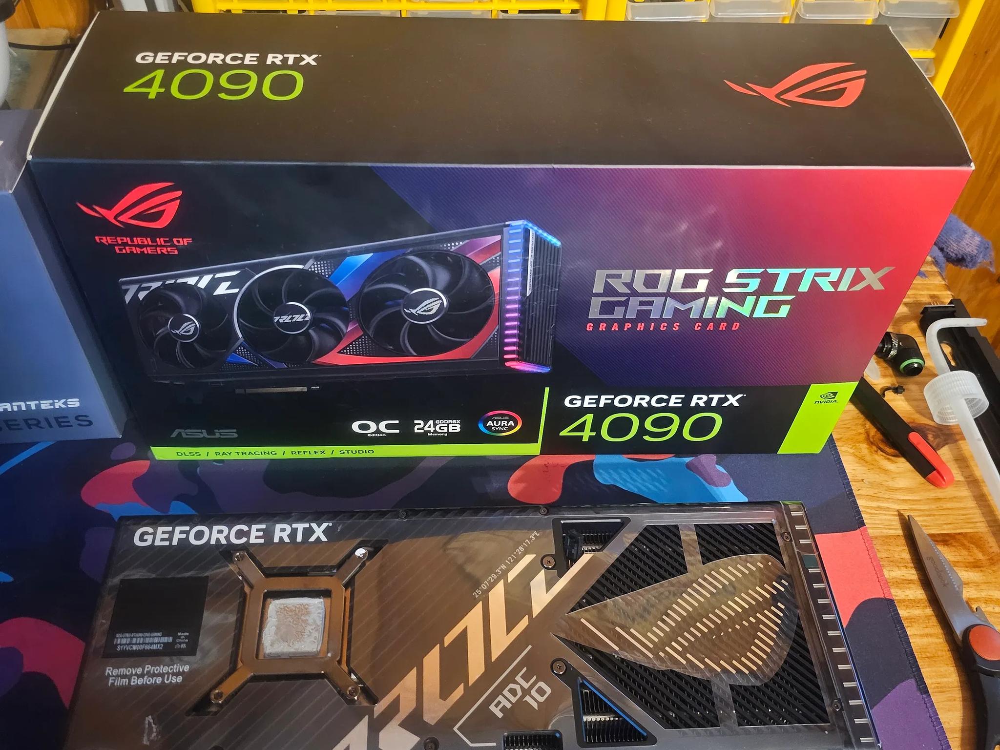 Asus RTX 4090 Strix OC With Waterblock