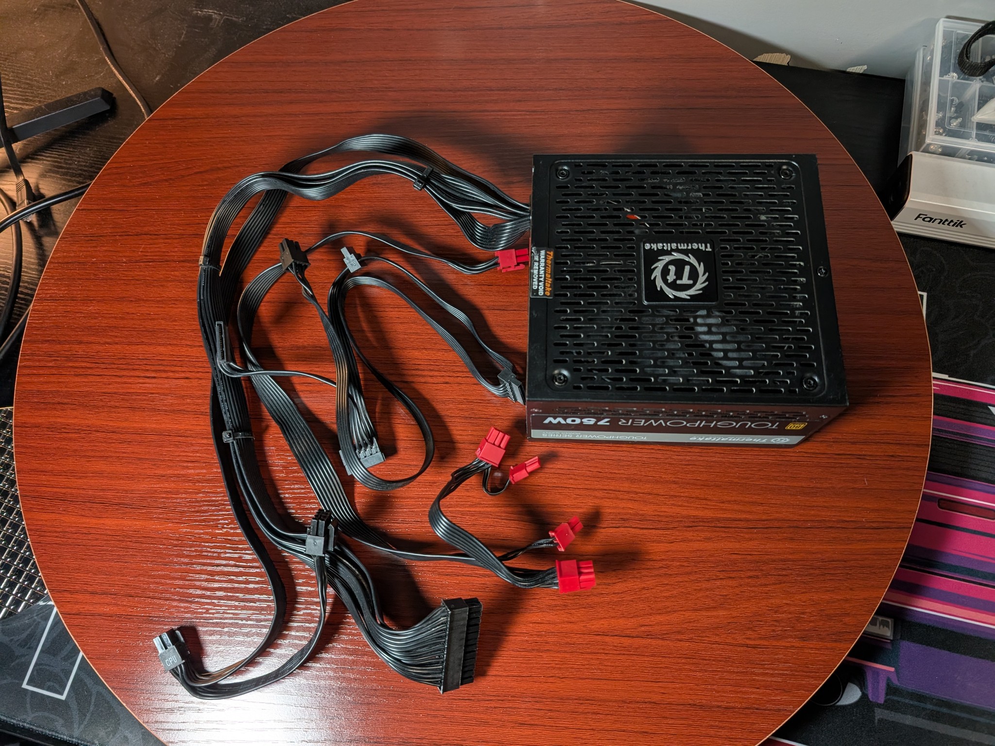 Thermaltake Toughpower 750W Gold PSU