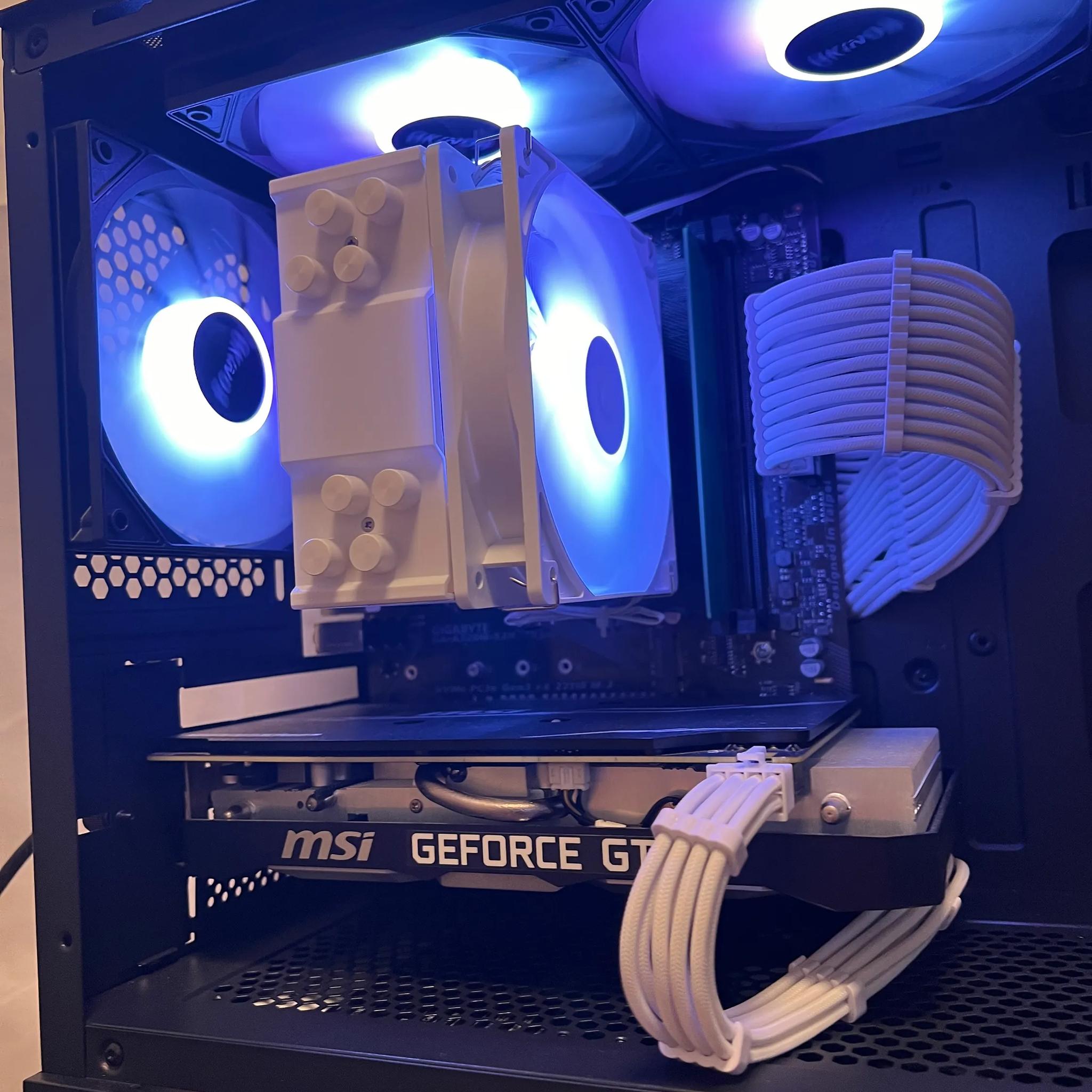 🌿❄️PepperMint🌿❄️ | GTX 1660 Super | Ryzen 3 2200G | 24GB RAM | 2.5TB Storage