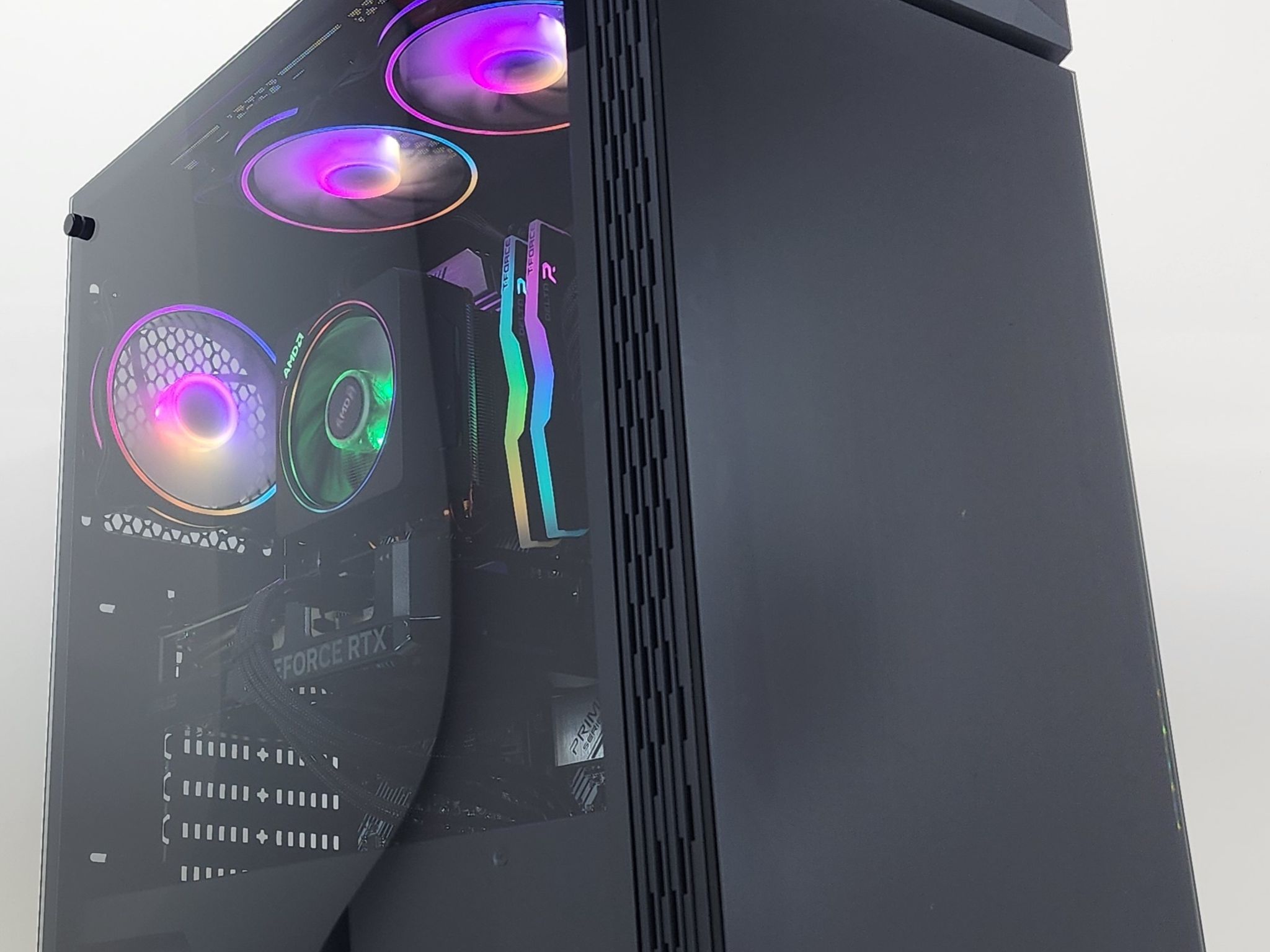 Gaming PC Ryzen 7 5800XT 32GB RAM 1TB SSD RTX 4060 8GB Windows 11 Computer