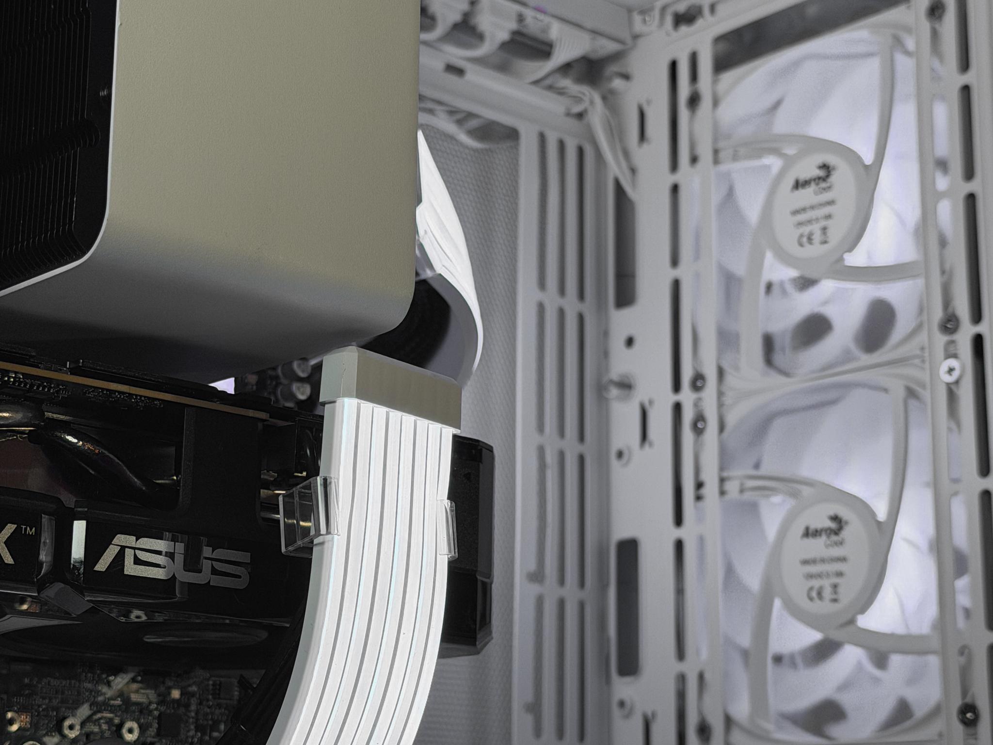 ⚪White Panda|RTX 5060 i5 12600kf⚪