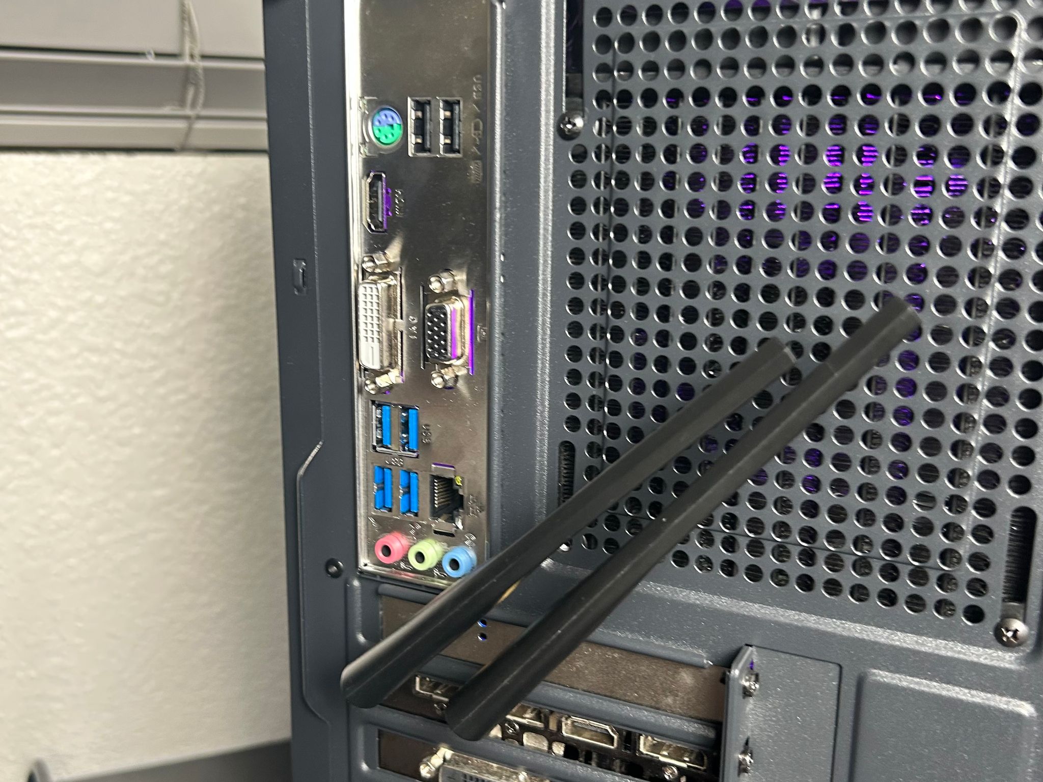 👾 | Ryzen 5 3600 + GTX 1080ti 11GB | 16GB - WiFi INCLUDED