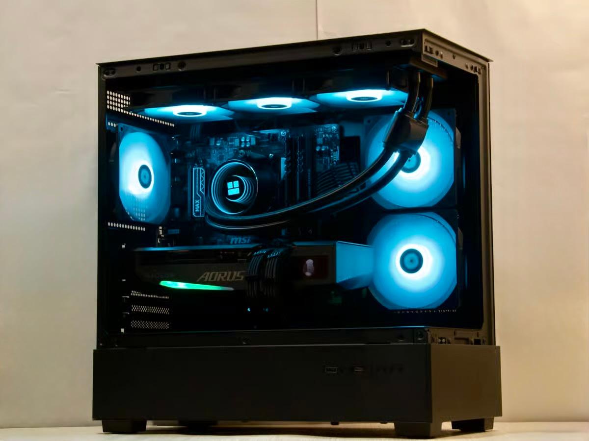 RX 6800 16GB, Ryzen 7 5700X, 32GB DDR4, 1TB NVMe SSD, WiFi - 1440p Gaming PC