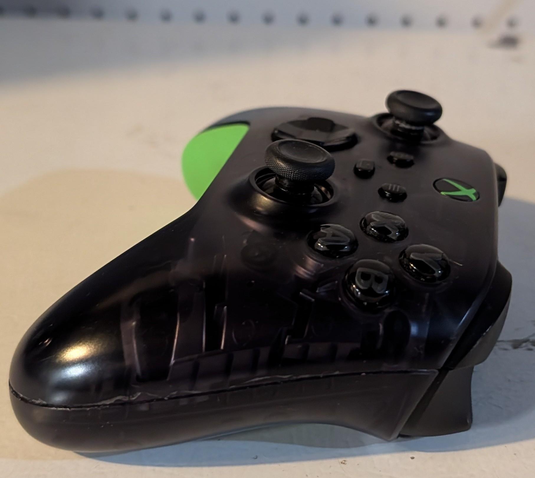 Xbox 20th anniversary controller