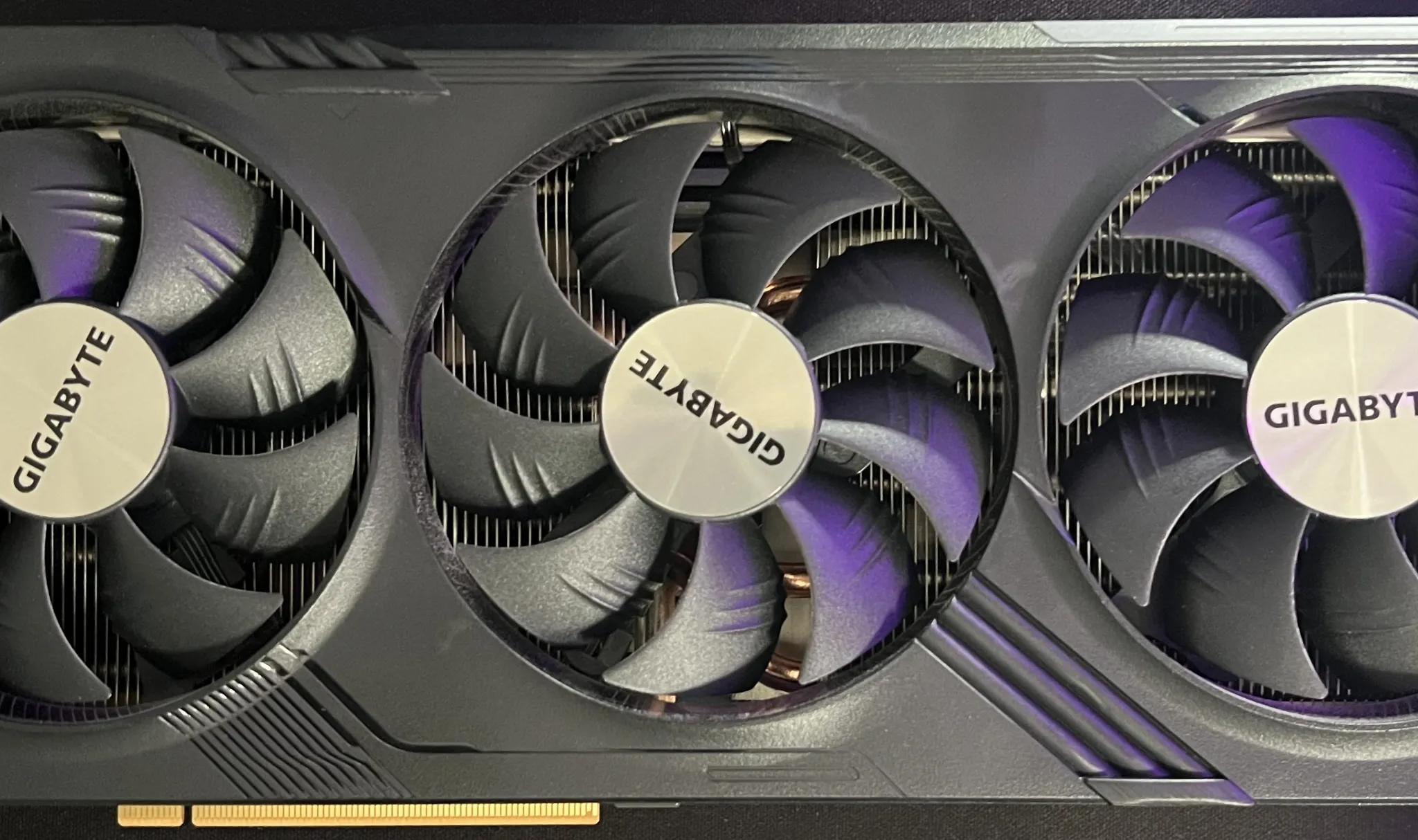 RX 7800XT GIGABYTE GAMING OC