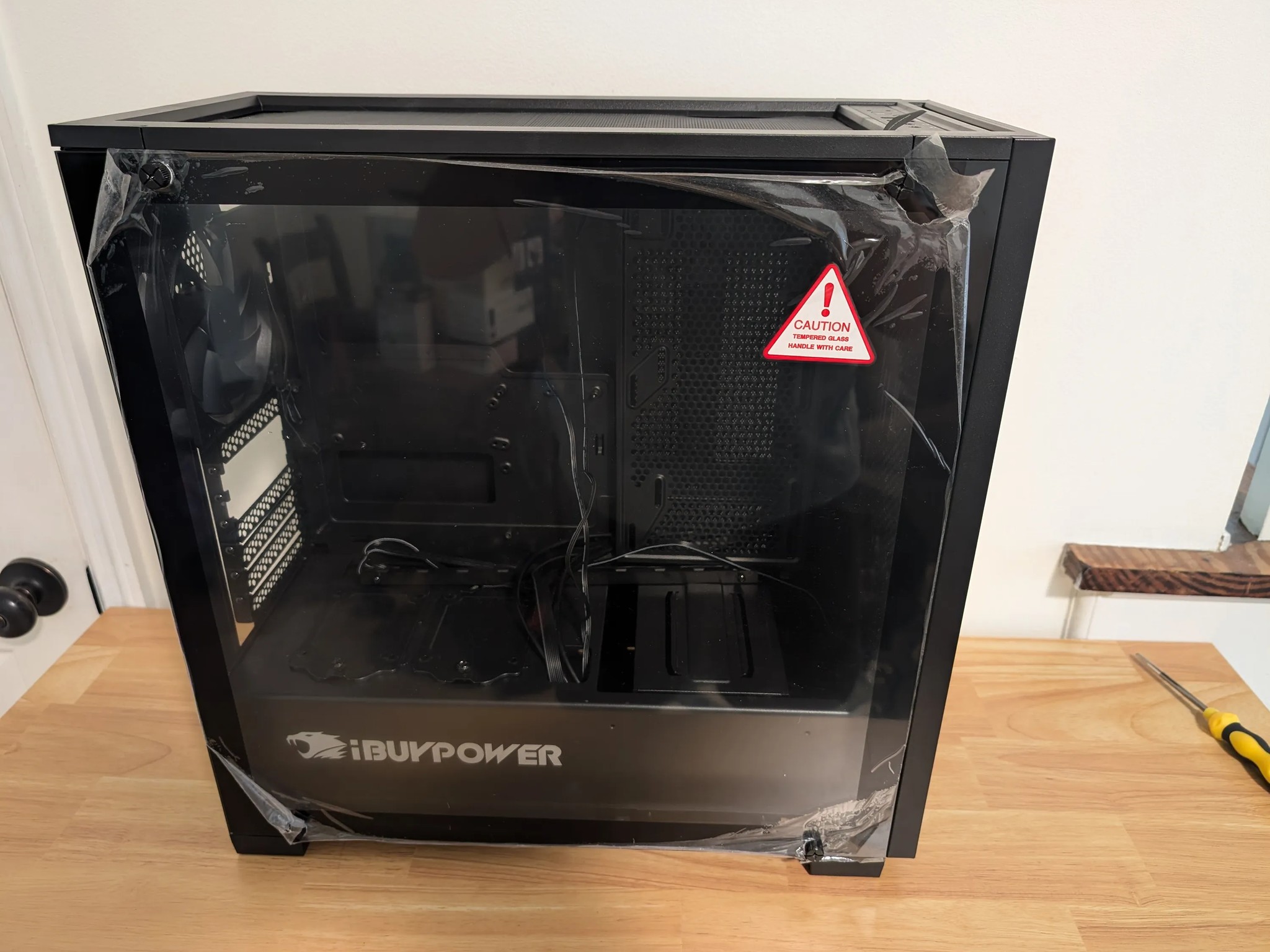 iBuyPower Case, Keyboard, and Mouse pad
