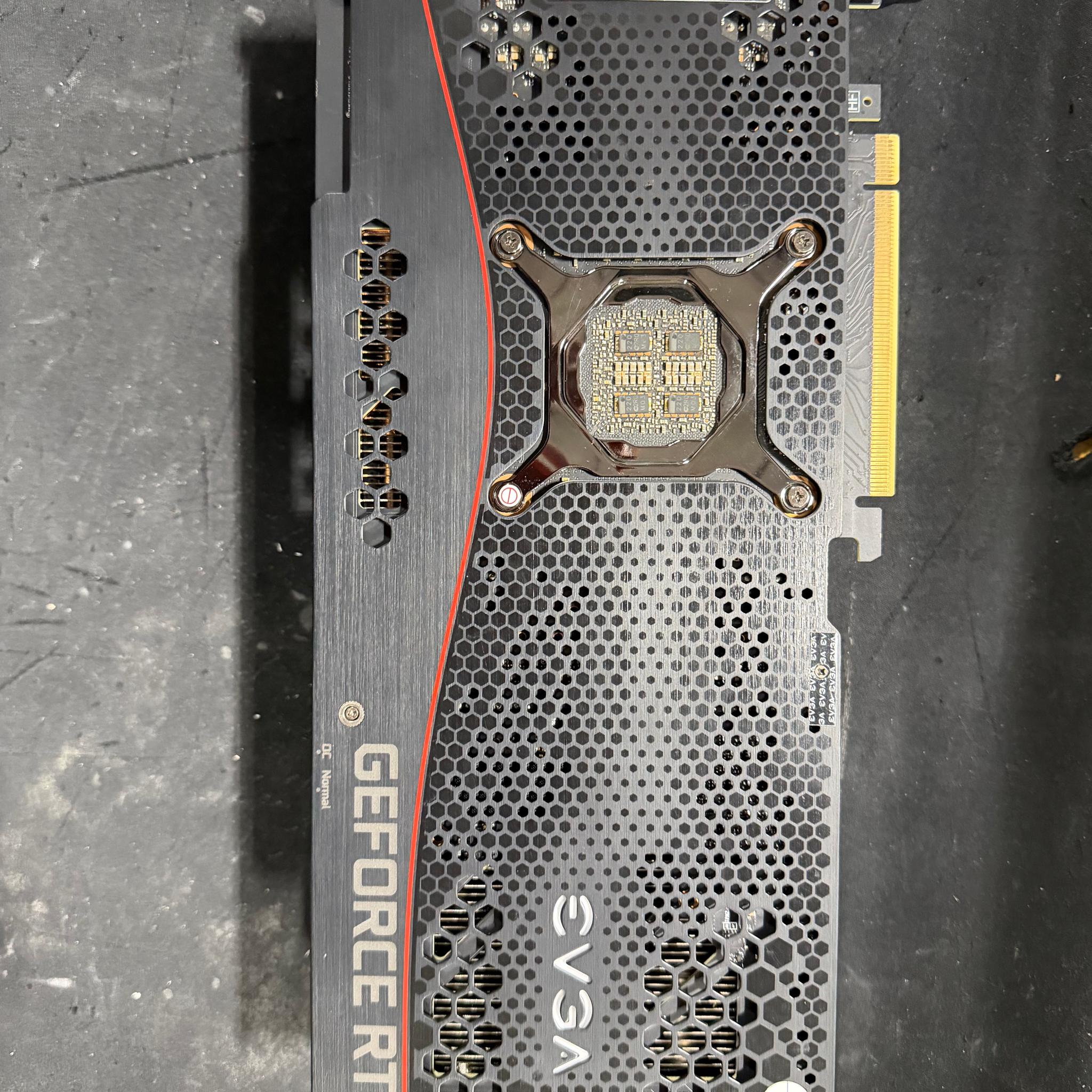 2x EVGA FTW3 ULTRA GAMING GeForce RTX 3080 Ti, reserved bundle