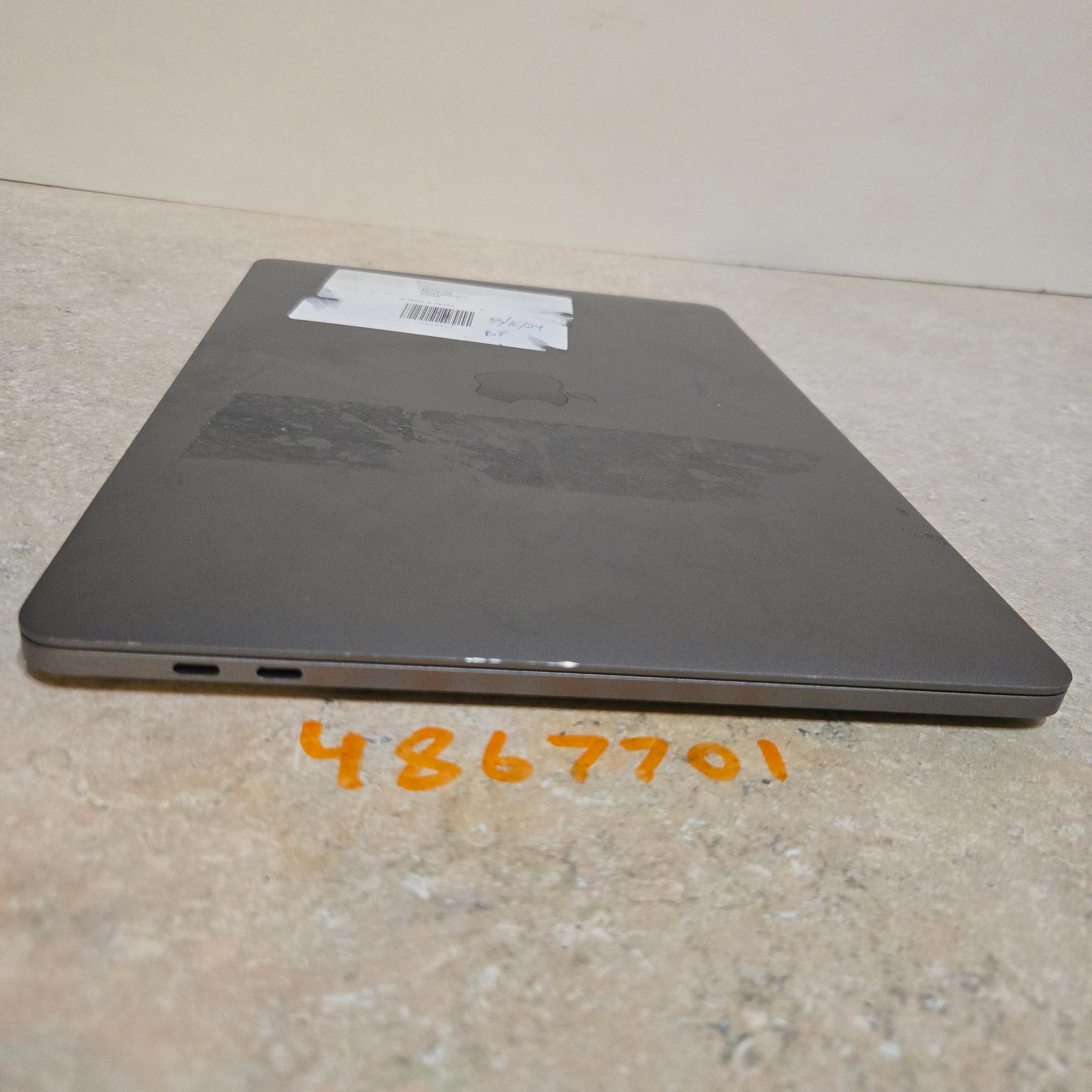 Apple Macbook Pro 13 Inch Laptop - 2019 - intel i5 - 128GB SSD - Model A2159