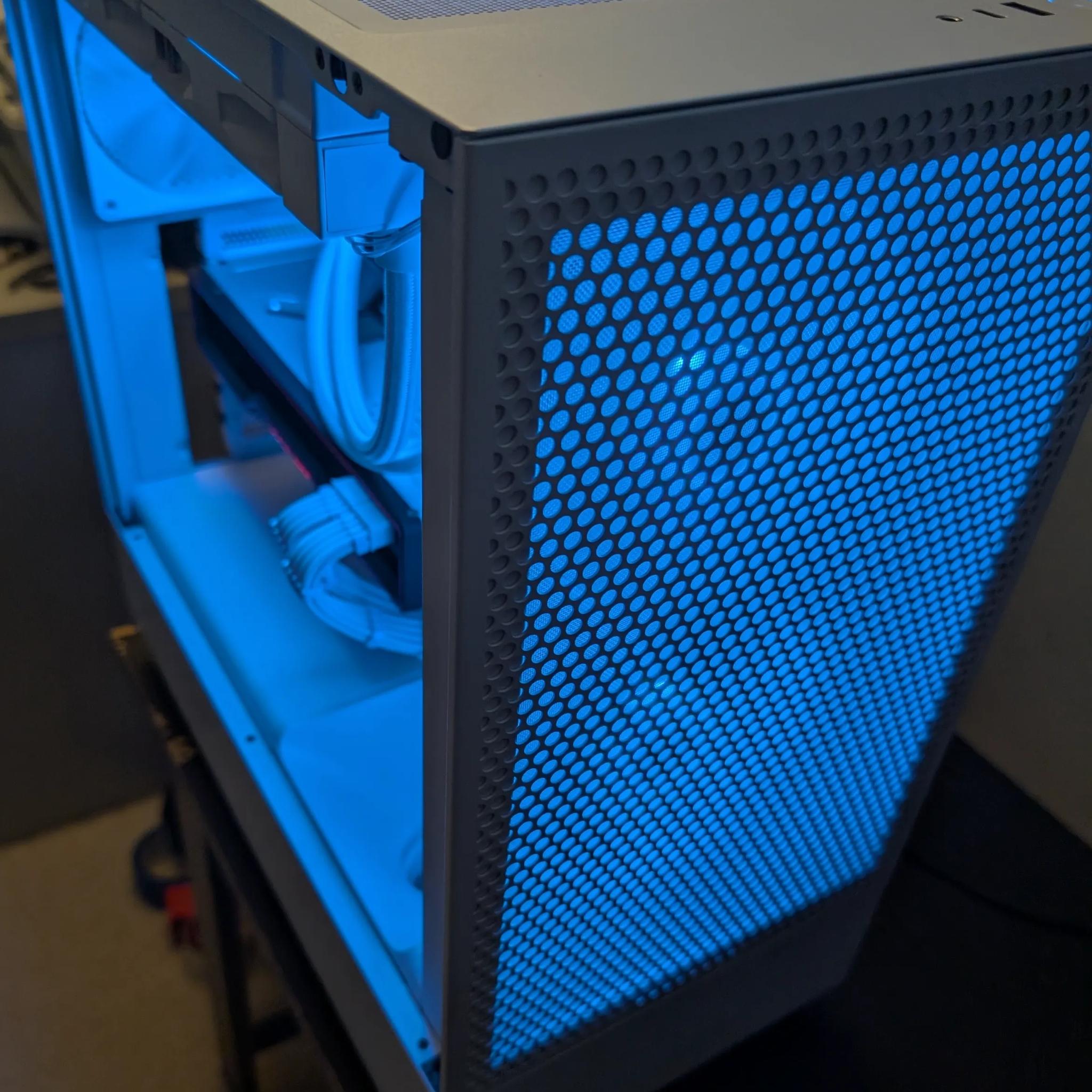 PC - RX 6800xt | Ryzen 7 5800xt | 32 GB DDR4 3600 | 1 TB NVME | Liquid Cooled