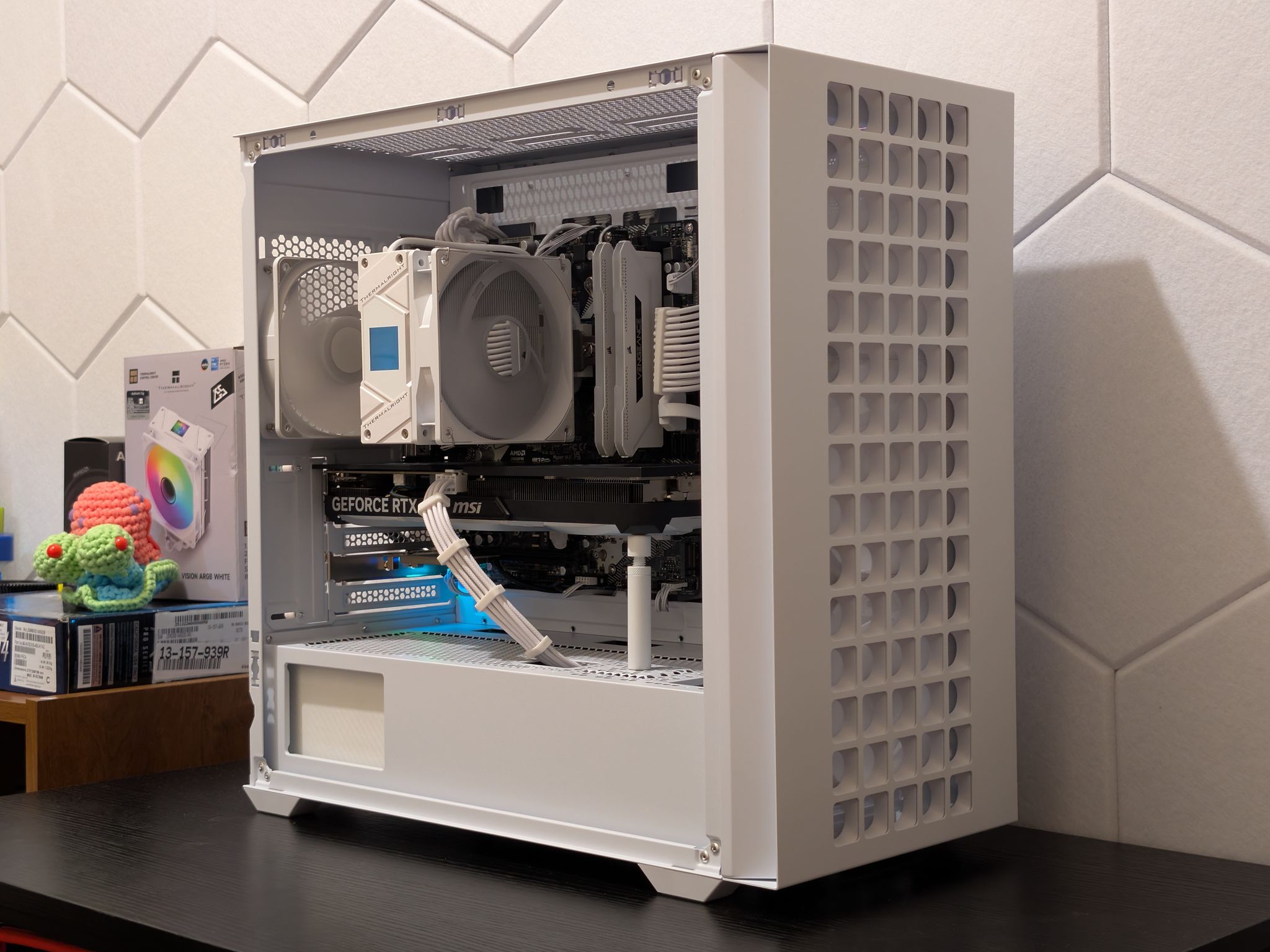 🐼🔥1440p Gaming Beast | RTX 4060Ti | Ryzen 5500 | 1TB SSD | 32GB RAM | WiFi 6 & Bluetooth🔥🐼